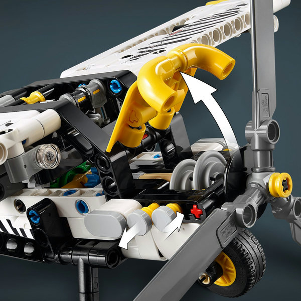 LEGO Technic Aereo Bush