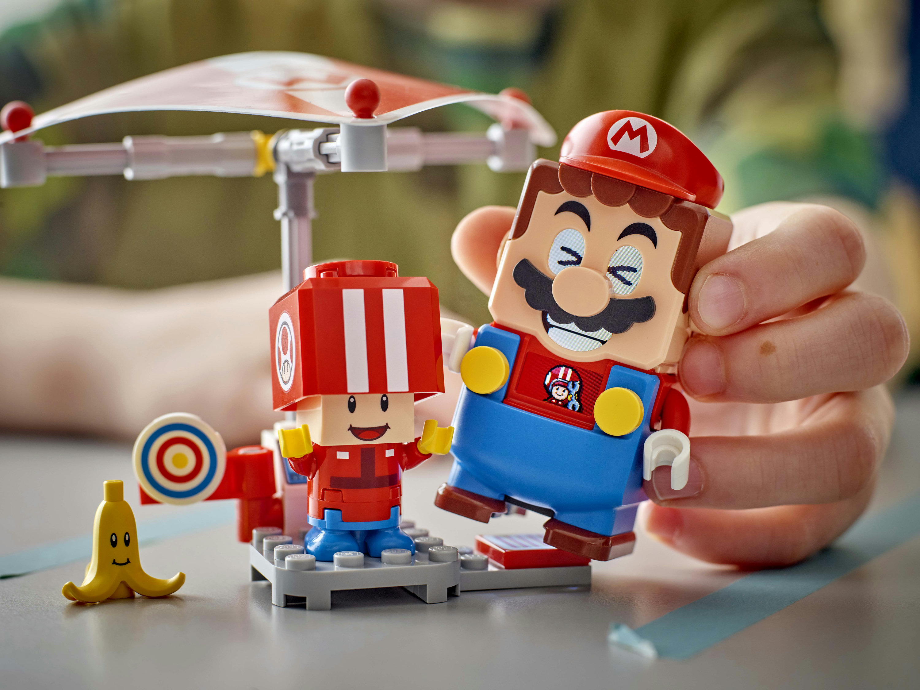 LEGO Super Mario 72032 Mario Kart : Kart Standard, Macchina Giocattolo con Toad, Giochi per Bambini 7+ Nintendo da Collezione