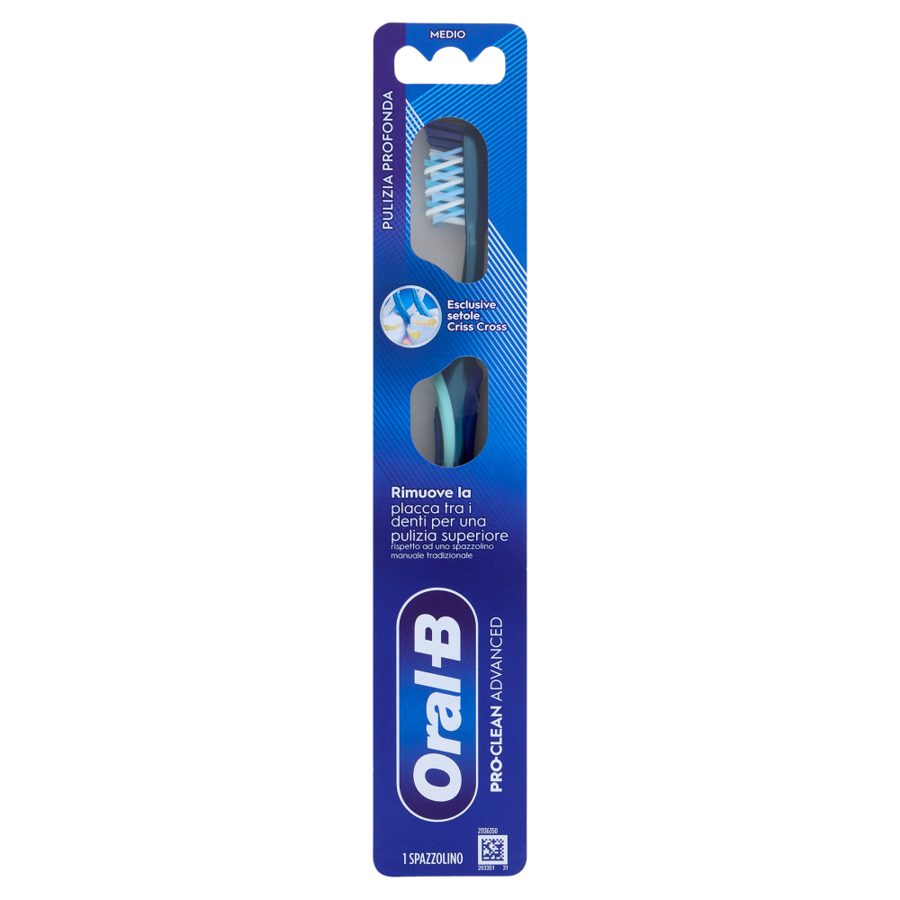 Oral-B Spazzolino Manuale Pro-Clean Advanced Pulizia Profonda Medio 1 pz