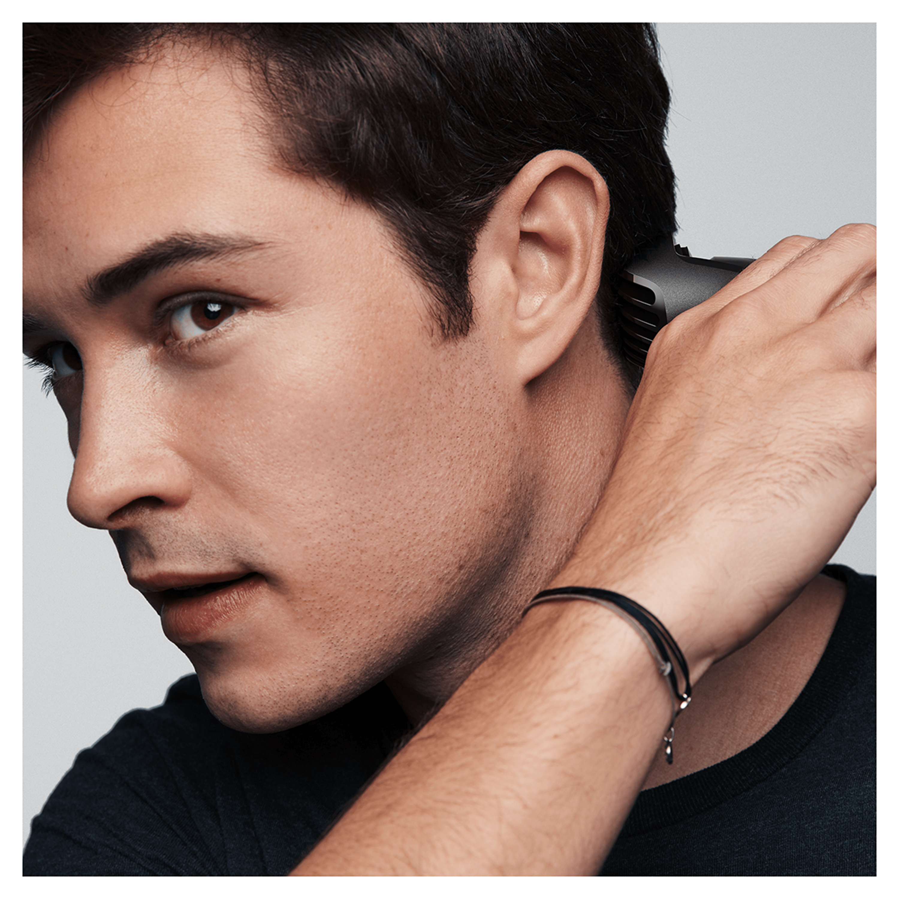 Braun Regolabarba Uomo MGK3220 6-In-1, Rifinitore Viso, Naso E Orecchie E Tagliacapelli. Nero