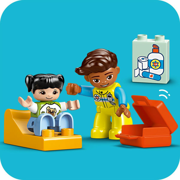 LEGO DUPLO Ambulanza e autista