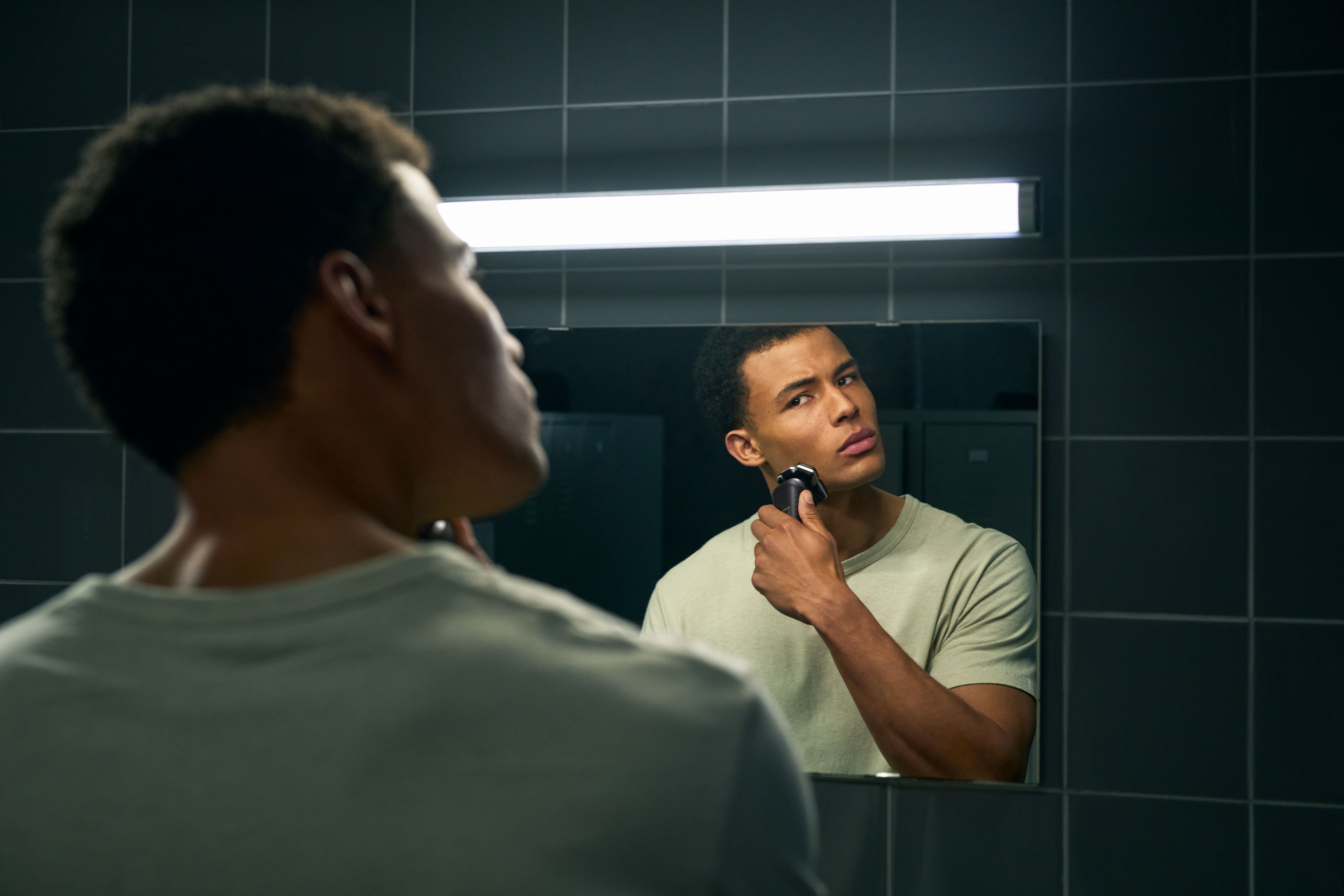 Philips SHAVER Series 5000 Rasoio Elettrico S5887/10