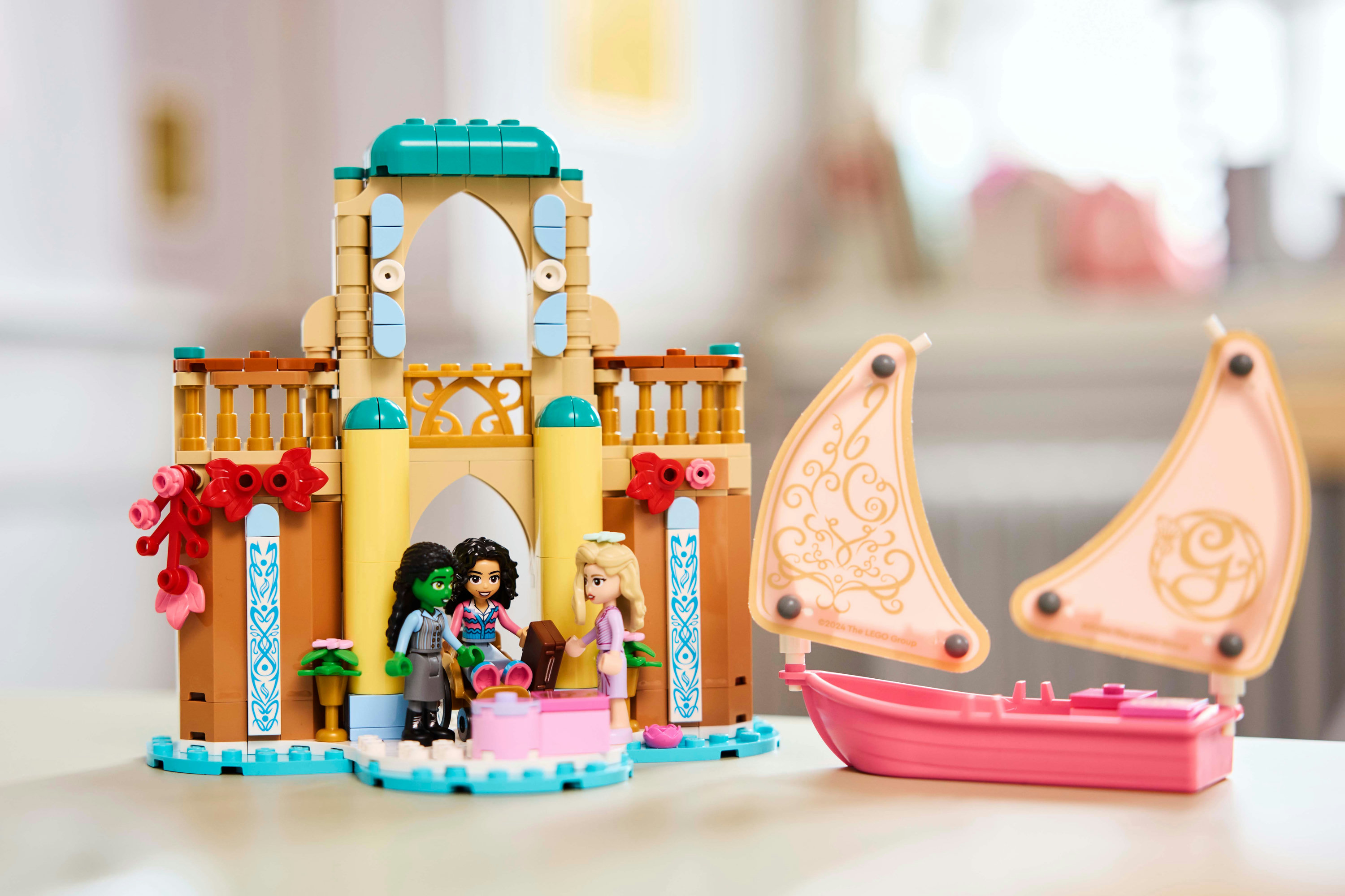 LEGO Glinda, Elphaba e Nessarose all&rsquo;Universit&agrave; di Shiz