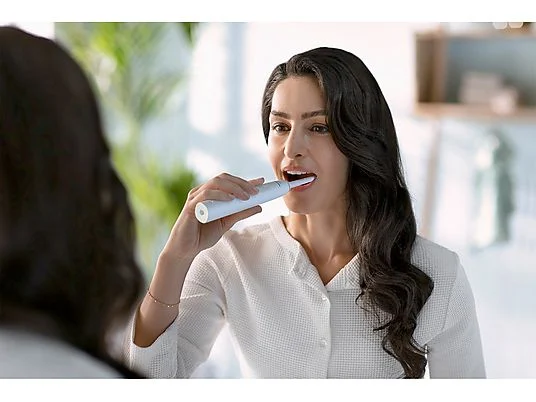 Philips Sonicare serie 3100 Spazzolino Elettrico Sonico Bianco, con custodia da viaggio HX3673/13