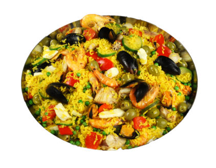 Paella con pesce, verdure e pollo