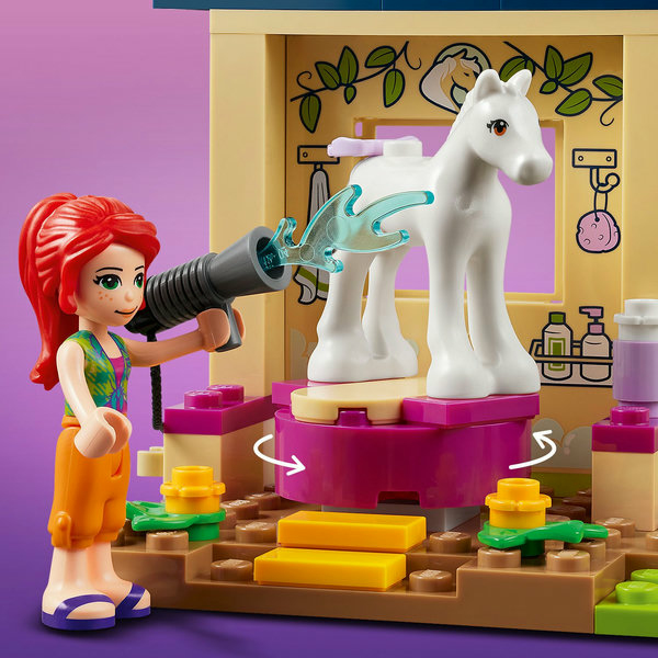 LEGO Friends Stalla di toelettatura dei pony
