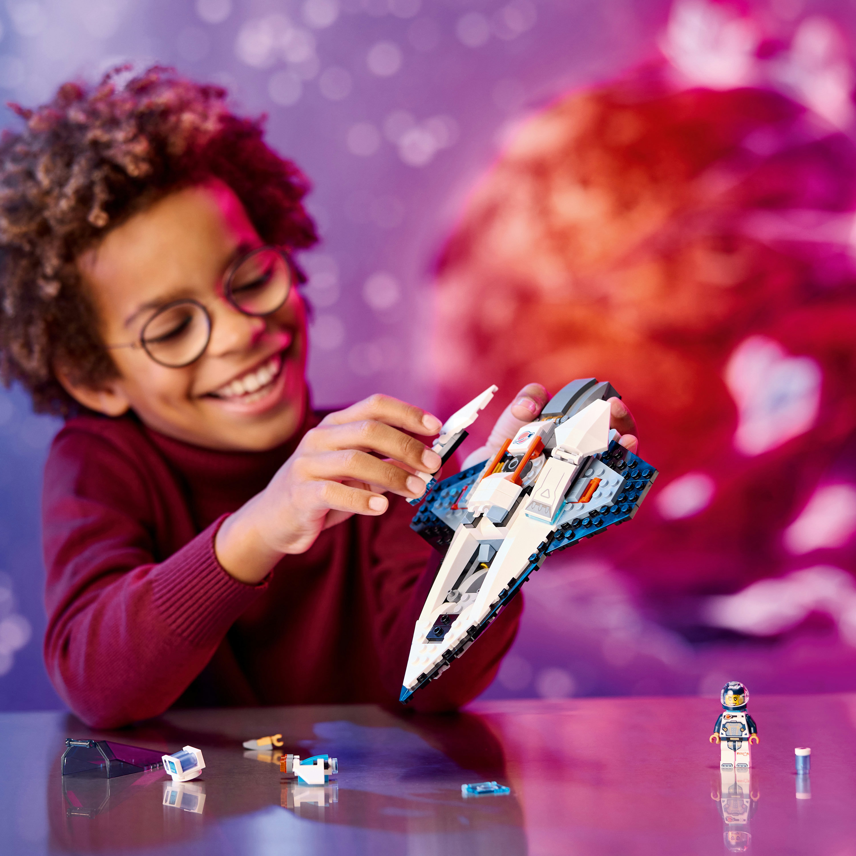 LEGO City 60430 Astronave Interstellare, Giocattolo, Gioco Spaziale per Bambini 6+ Anni con Navicella, Minifigure e Drone Robot