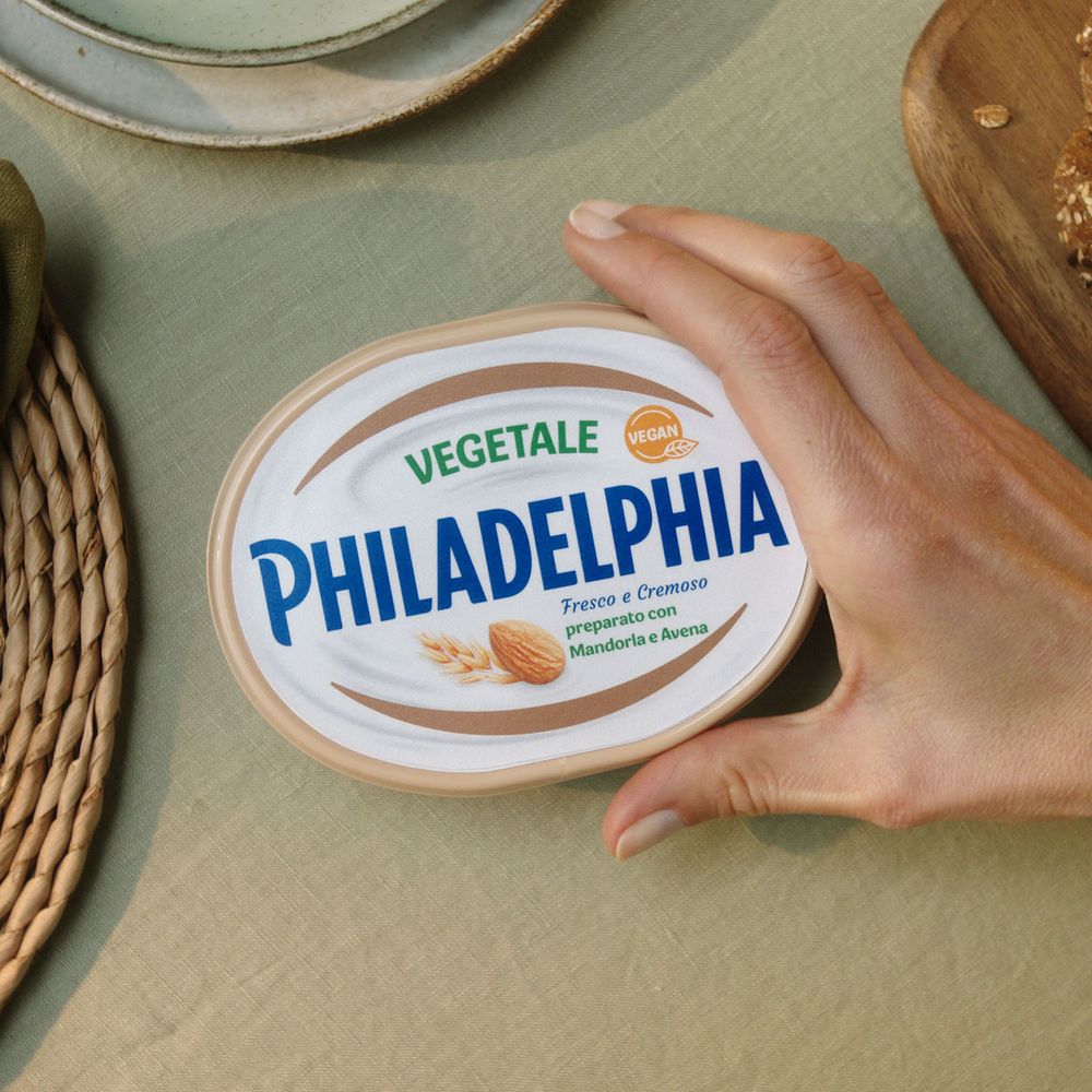 Philadelphia Vegetale Spalmabile Vegetale Fresco, Cremoso e Vegano Vaschetta 145g