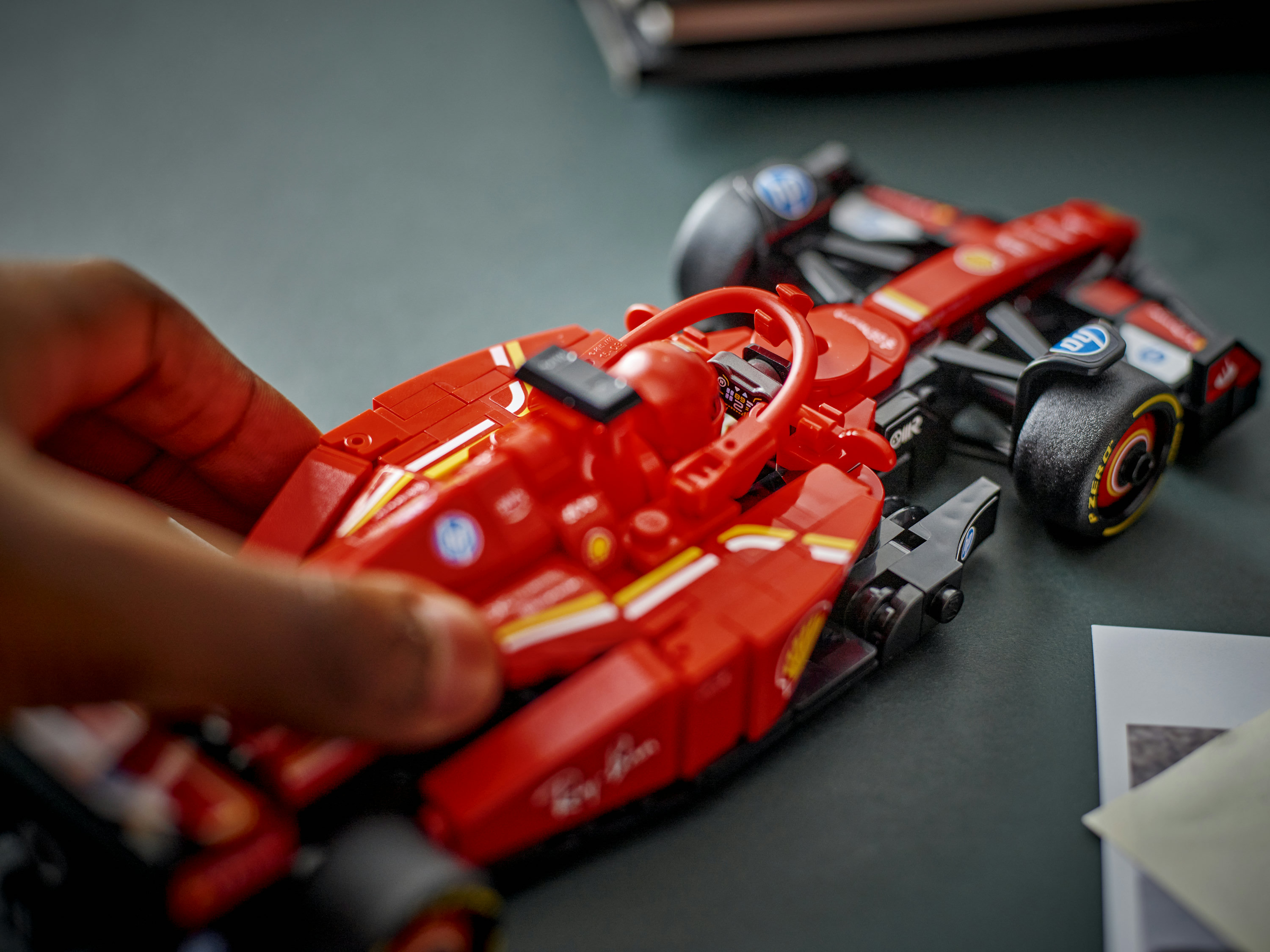 LEGO Speed Champions Auto da corsa F1&reg; Ferrari SF-24