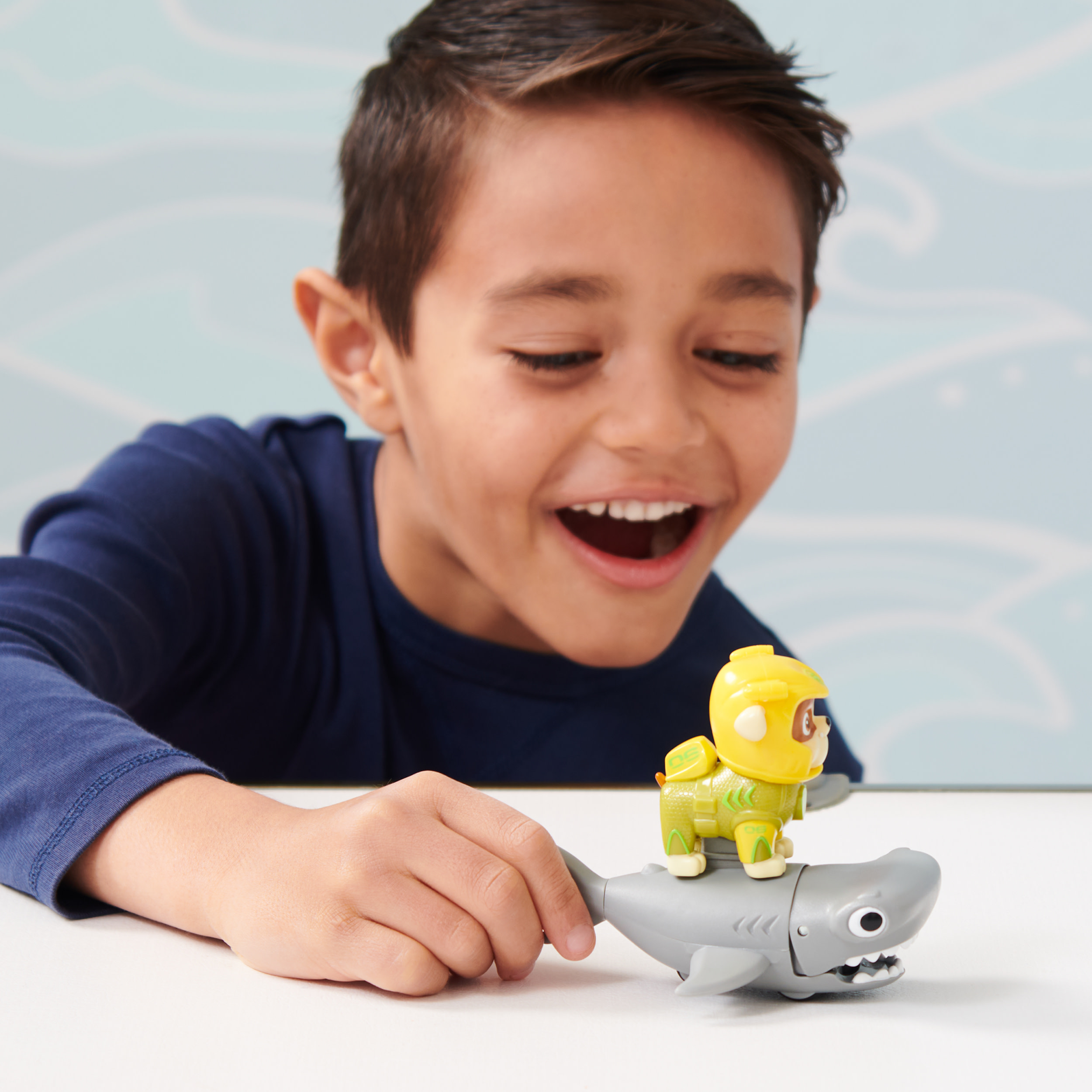 PAW Patrol Fantasievolles Spiel: Mit viel Fantasie k&ouml;nnen Kinder sich selbst spannende Aqua Pups-Abenteuer mit Chase, Marshall, Rubble, Skye, Rocky und Coral (Spielzeugfiguren jeweils separat erh&auml;ltlich) ausdenken