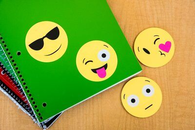 3M Emoji pouch autoadesiva Altro Multicolore, Giallo 30 fogli Autoadesivo