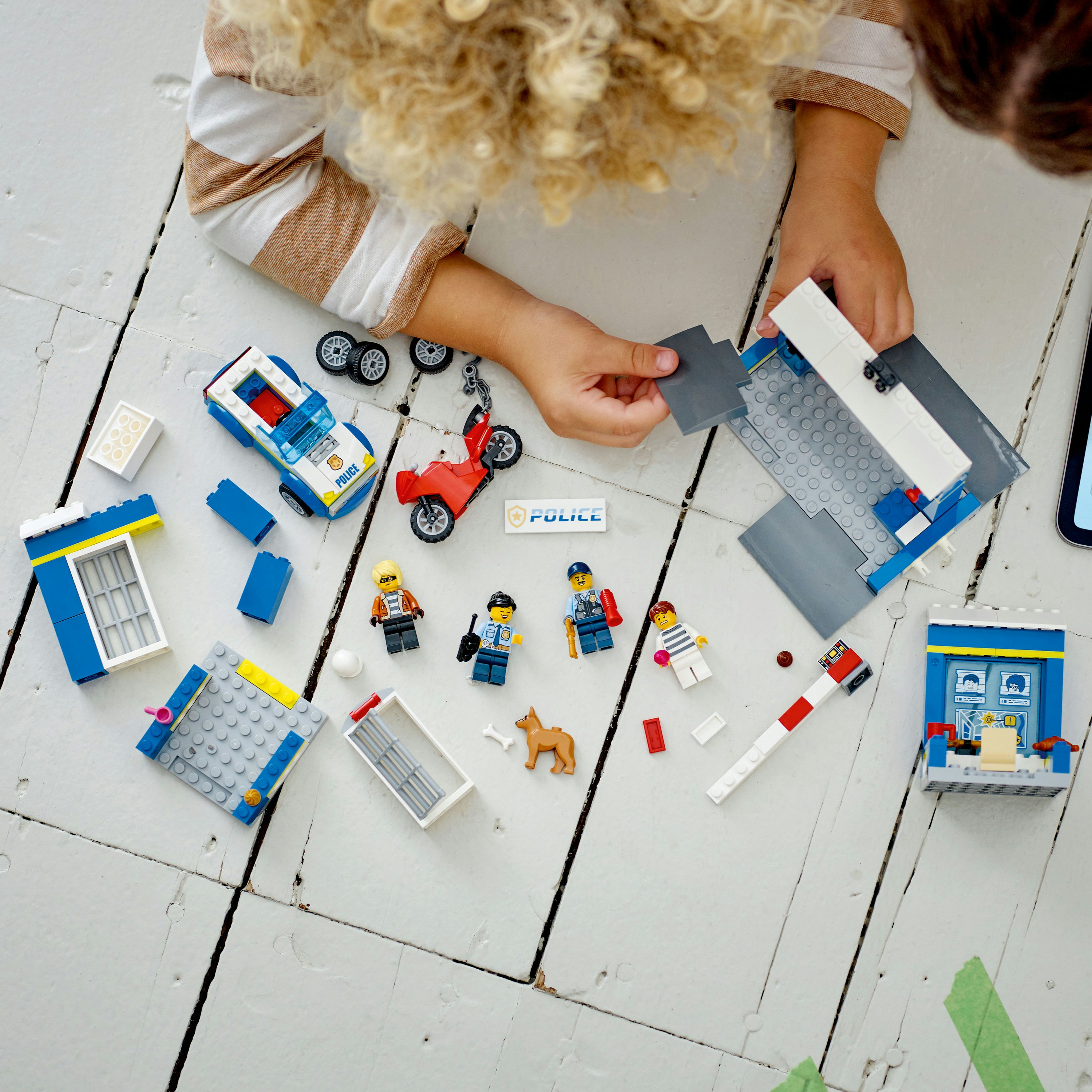 LEGO City Inseguimento alla Stazione di Polizia