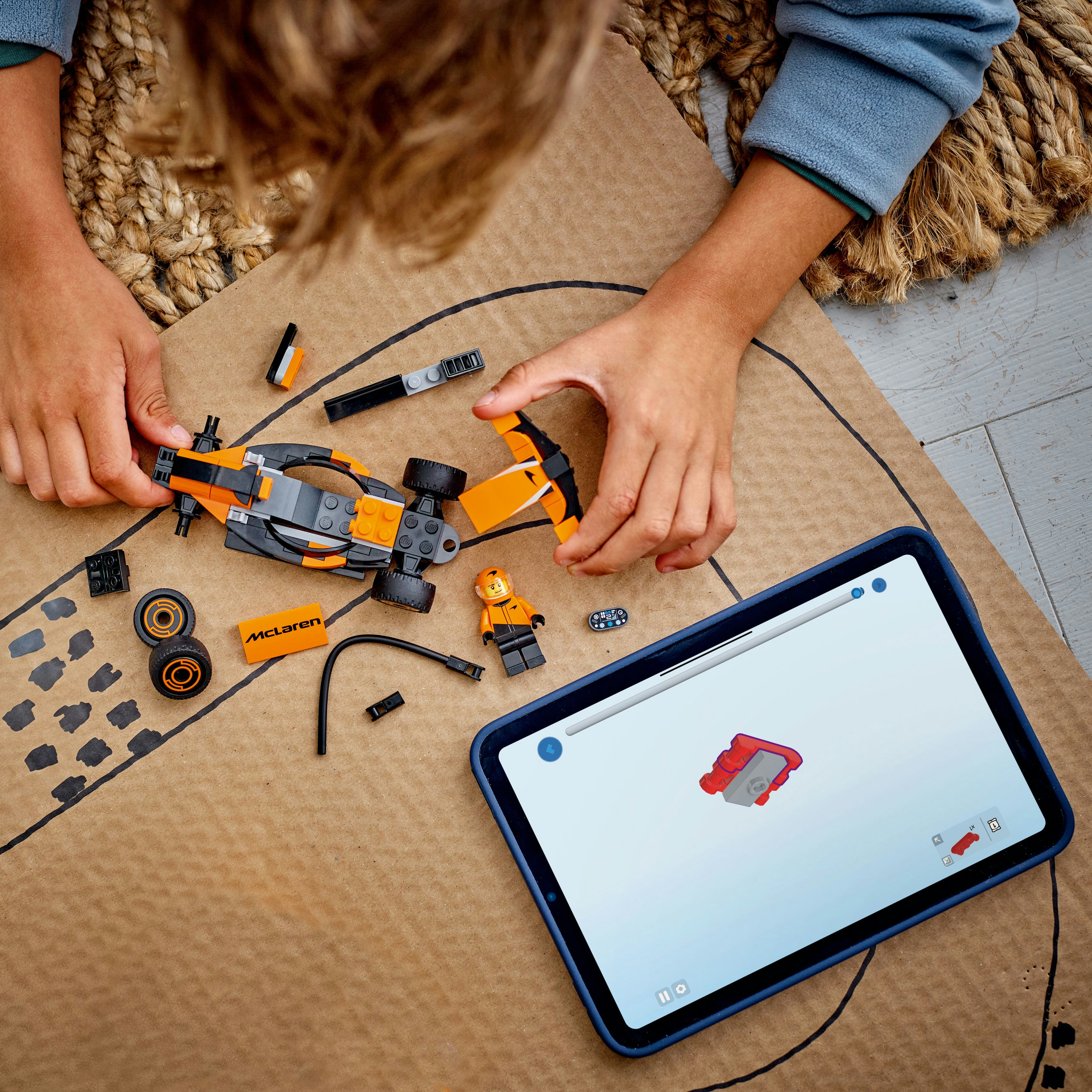 LEGO City Pilota e monoposto McLaren F1®