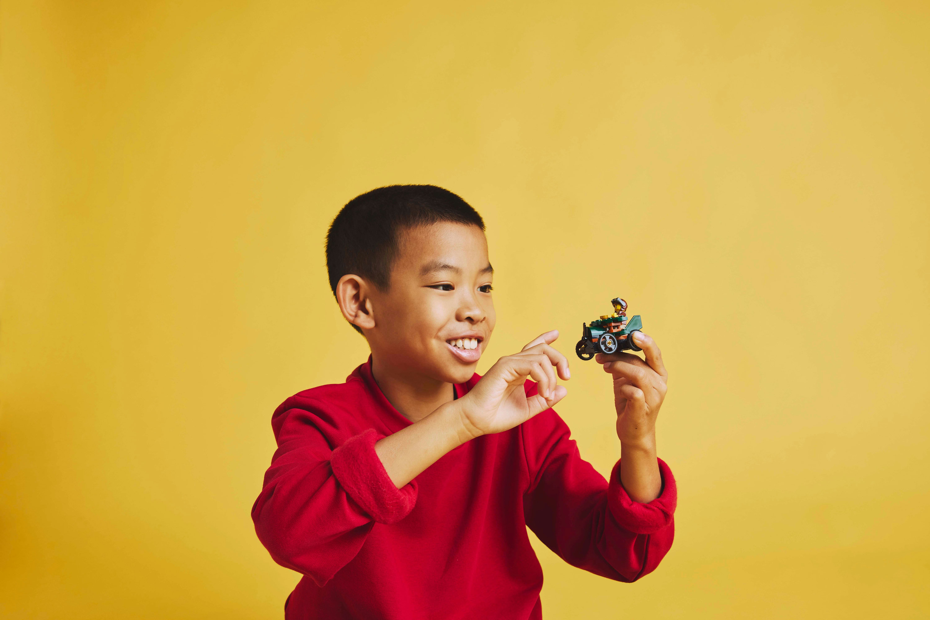 LEGO City Pack veicoli da corsa: aereo contro letto d&rsquo;ospedale