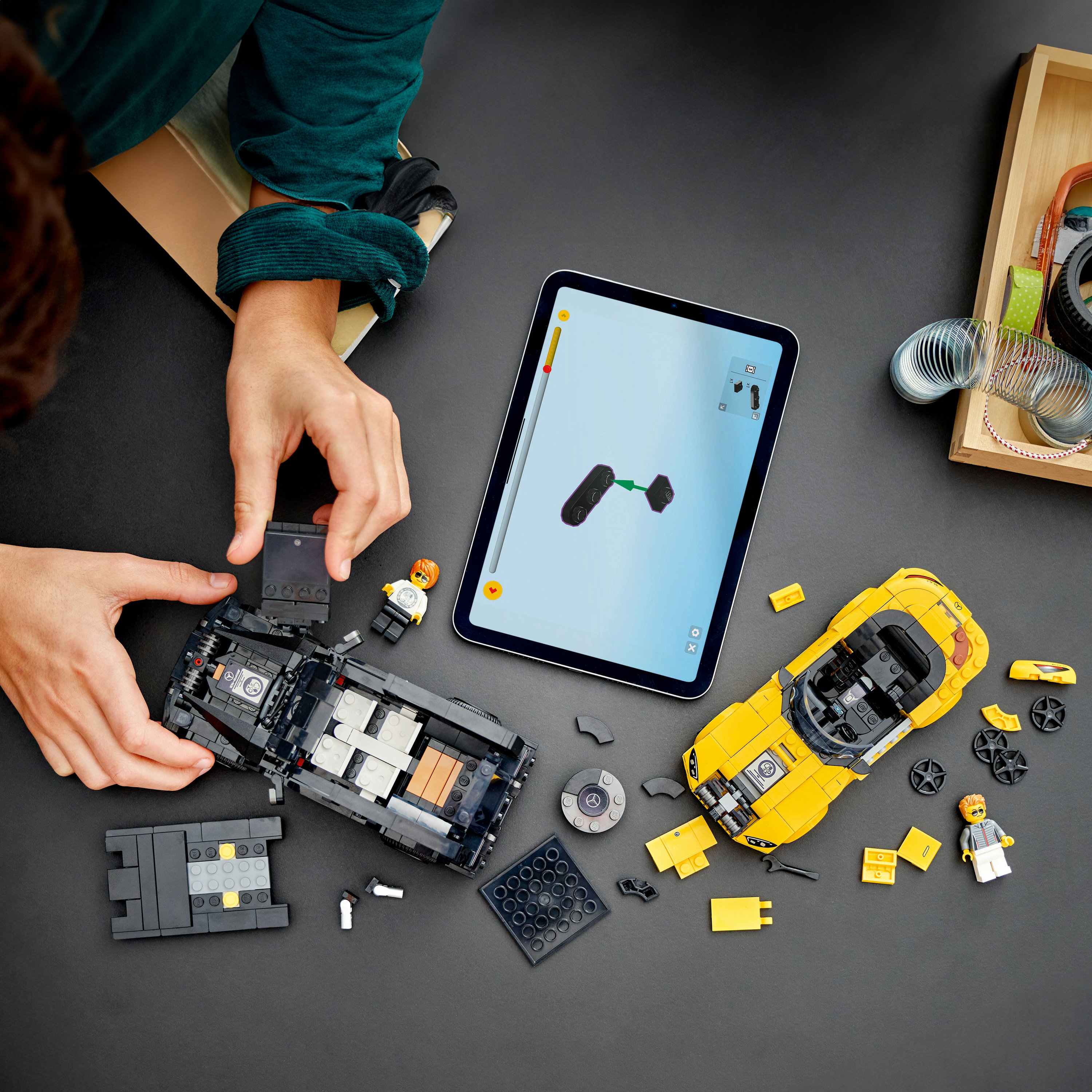 LEGO Speed Champions Mercedes-AMG G 63 e Mercedes-AMG SL 63