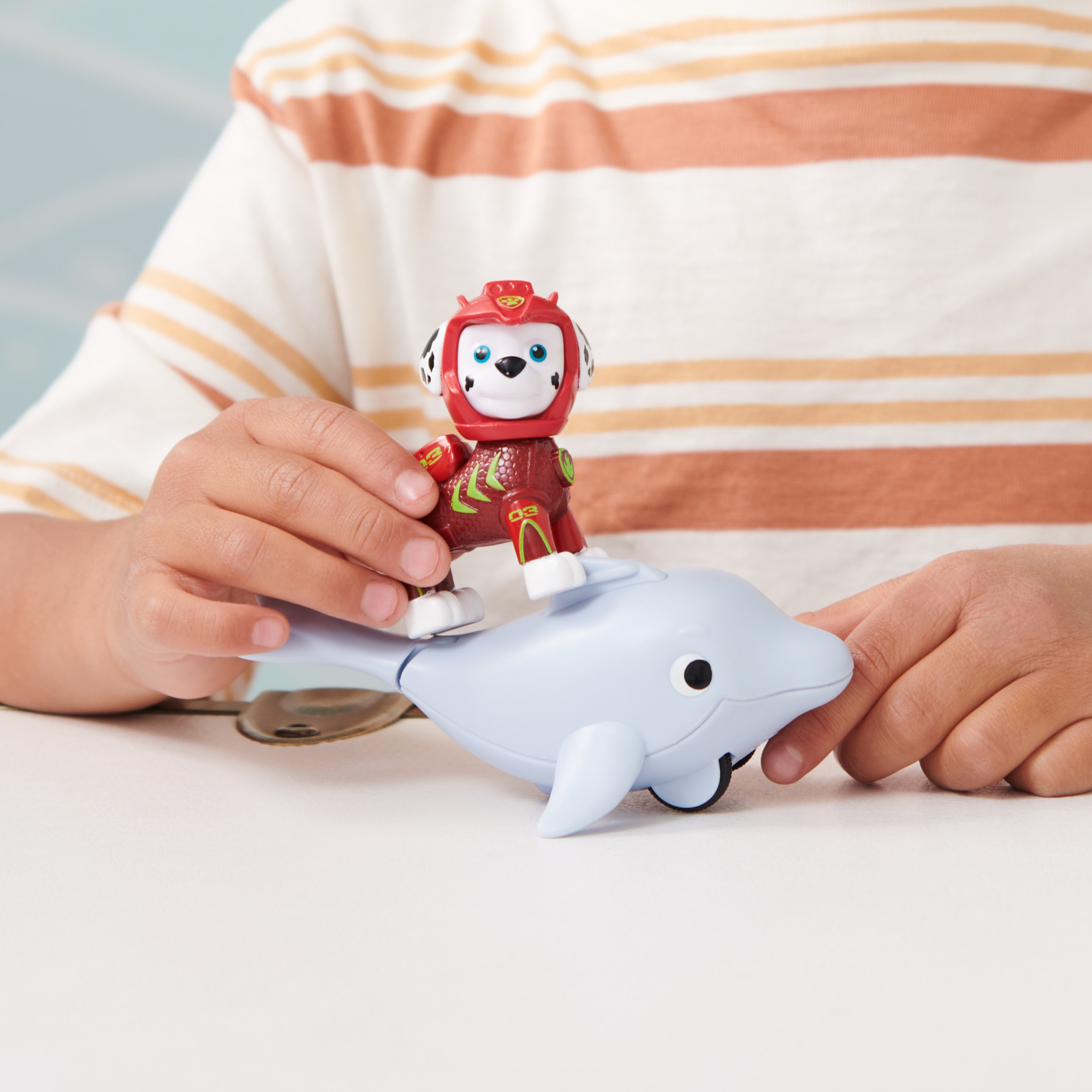 PAW Patrol Fantasievolles Spiel: Mit viel Fantasie k&ouml;nnen Kinder sich selbst spannende Aqua Pups-Abenteuer mit Chase, Marshall, Rubble, Skye, Rocky und Coral (Spielzeugfiguren jeweils separat erh&auml;ltlich) ausdenken