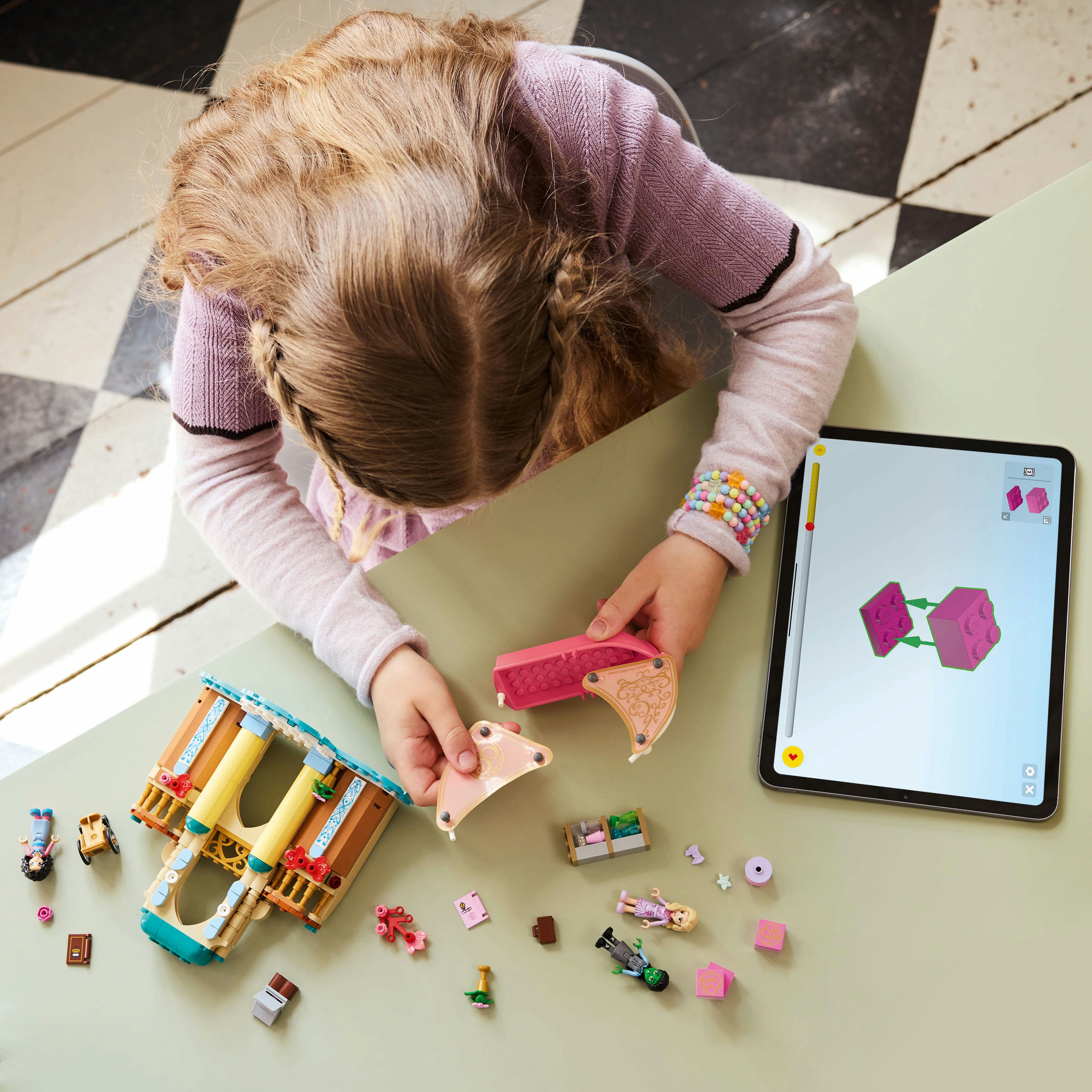 LEGO Glinda, Elphaba e Nessarose all&rsquo;Universit&agrave; di Shiz