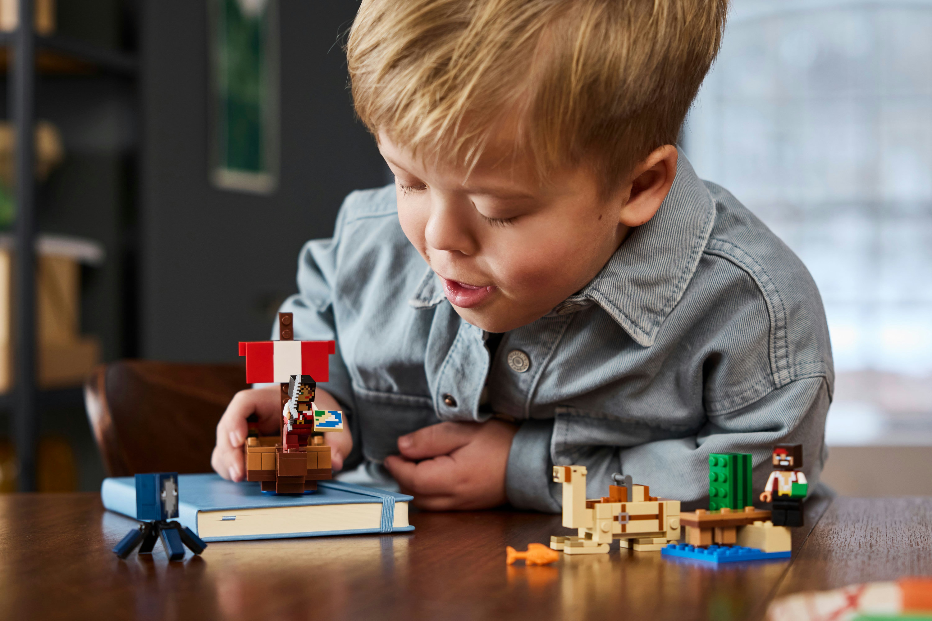 LEGO Minecraft Il viaggio del galeone dei pirati