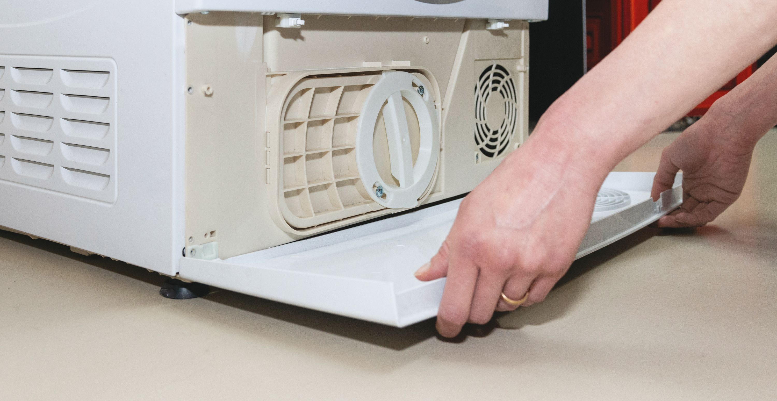 Candy Smart CSE C9LF-S asciugatrice Libera installazione Caricamento frontale 9 kg Bianco