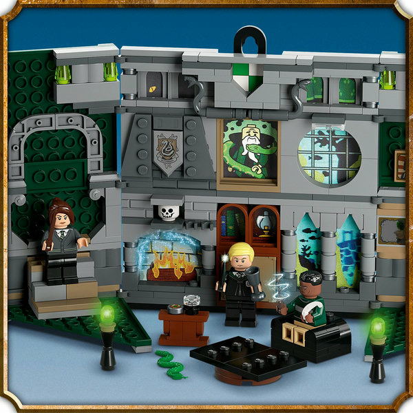LEGO Harry Potter Stendardo della Casa Serpeverde