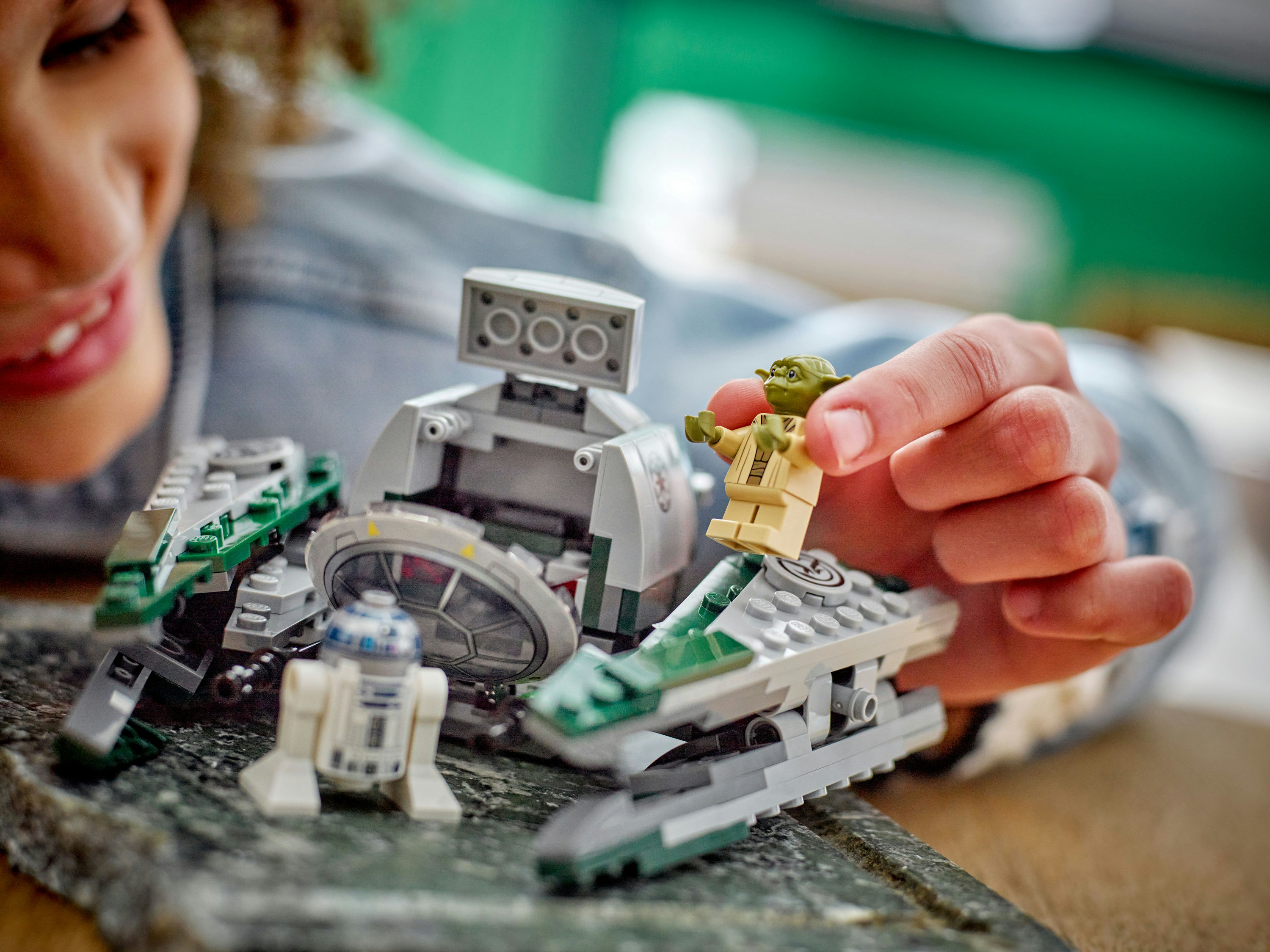 LEGO Star Wars Jedi Starfighter™ di Yoda