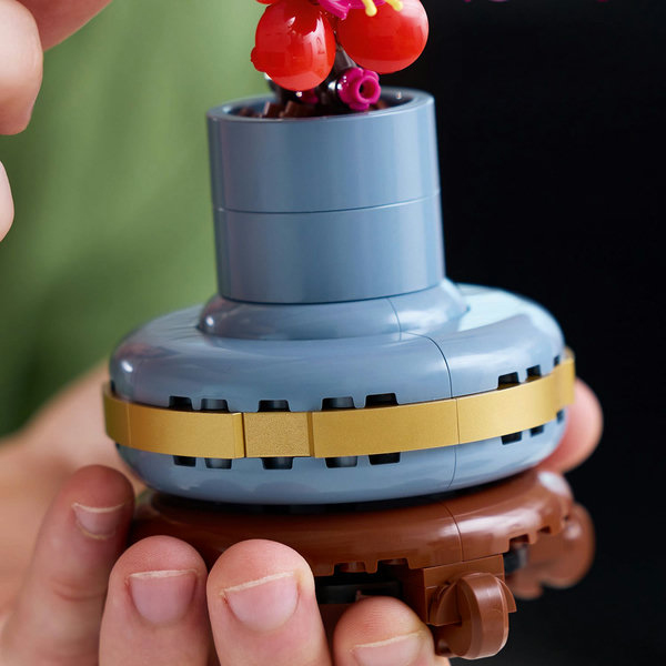 LEGO Botanicals Prugno giapponese