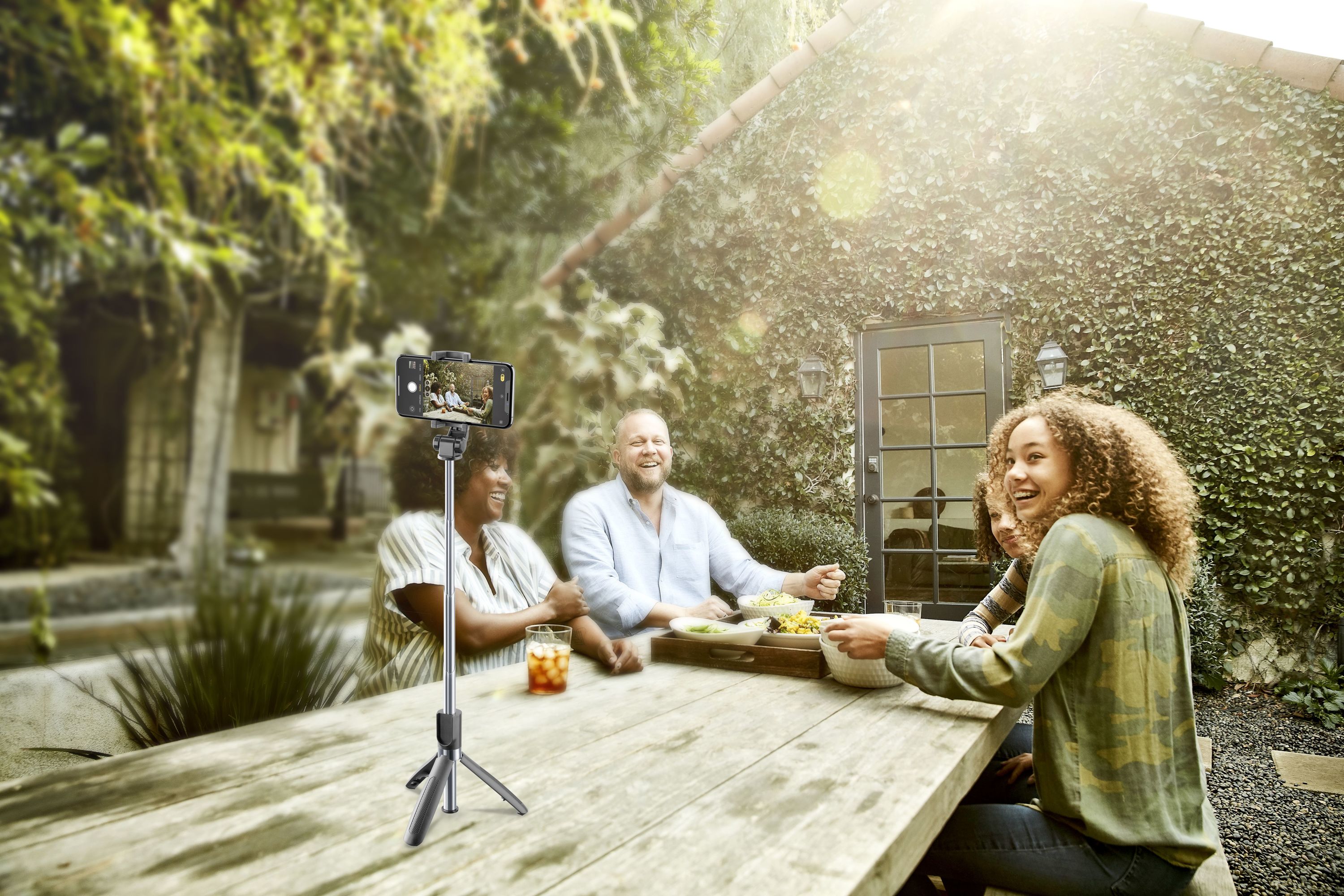 Cellularline Freedom - Universale Asta selfie Bluetooth® treppiede