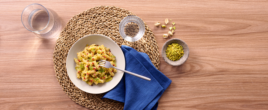 Fusilli con crema di finocchio, pistacchio e sale rosa