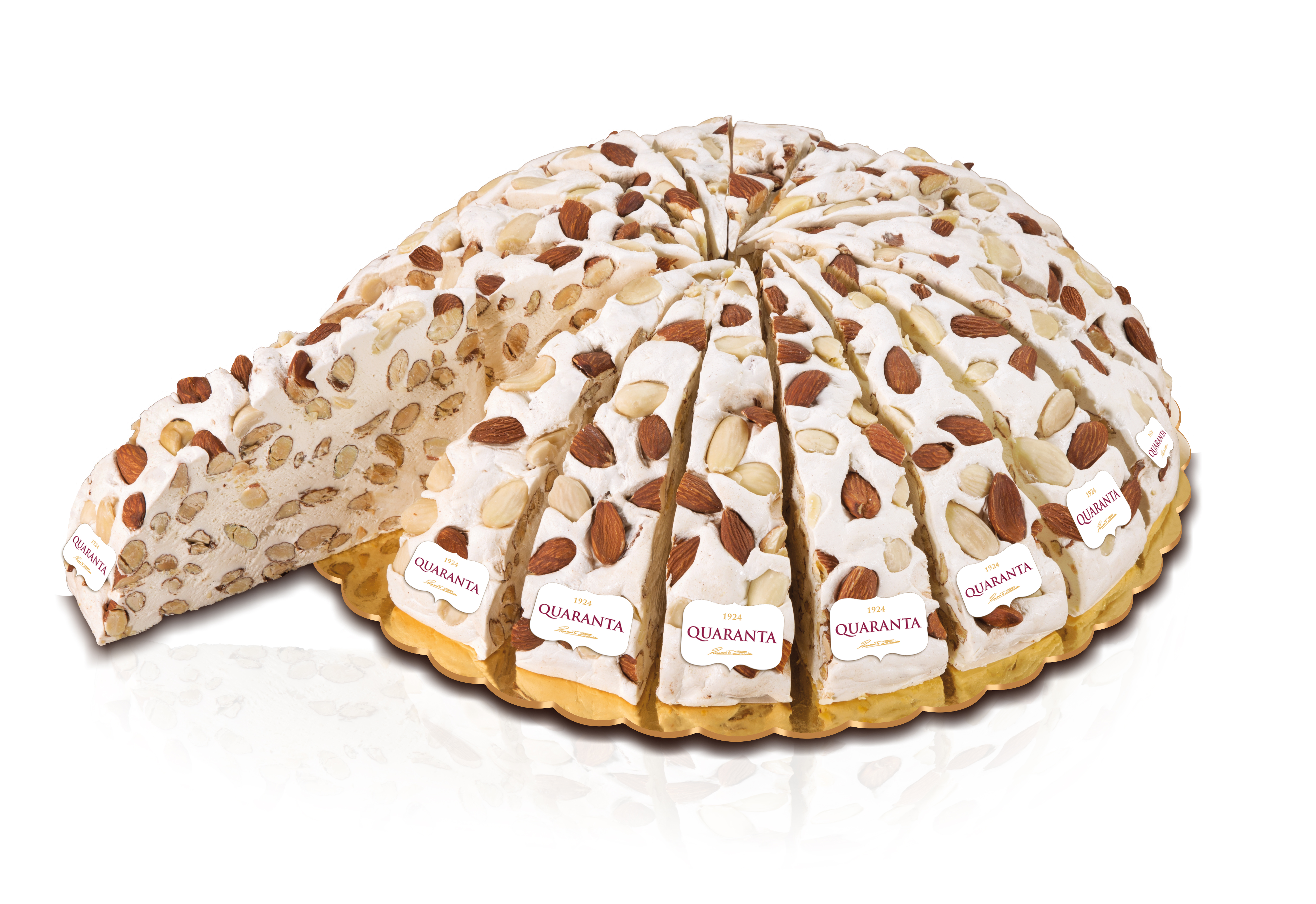 Fetta di torrone tenero con mandorle