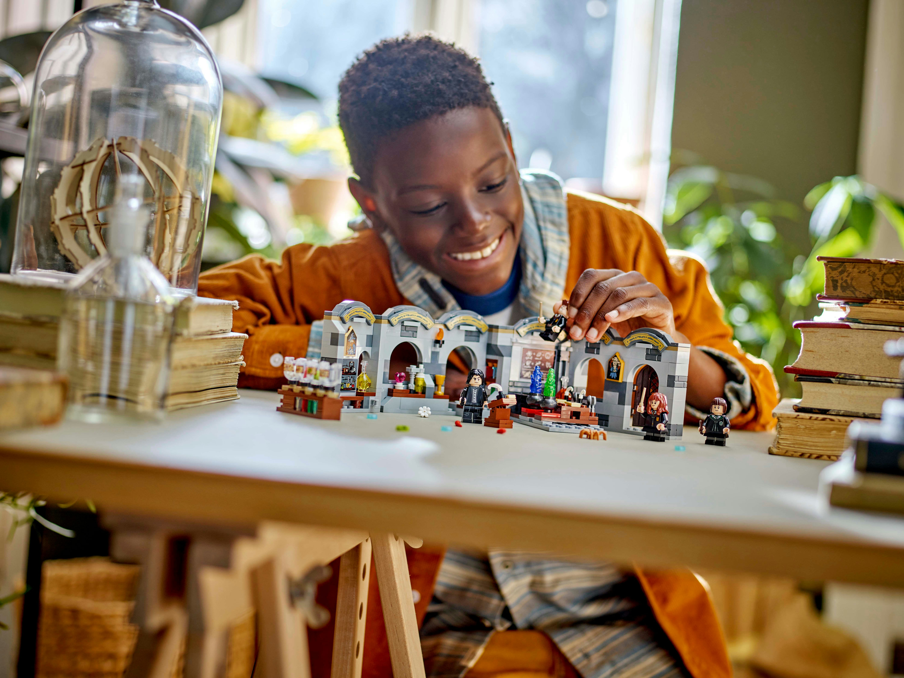 LEGO Harry Potter Castello di Hogwarts&trade;: Lezione di pozioni