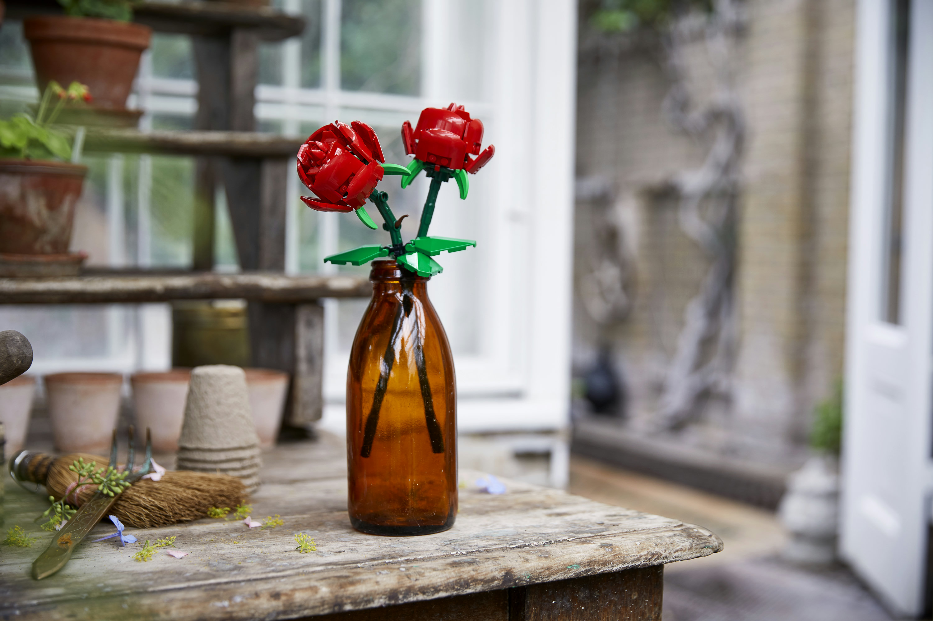 LEGO Botanicals 40460 Rose, Fiori Finti Compatibile con Bouquet di Fiori Artificiali, Regalo Donna, Uomo, Bambine e Bambini 8+