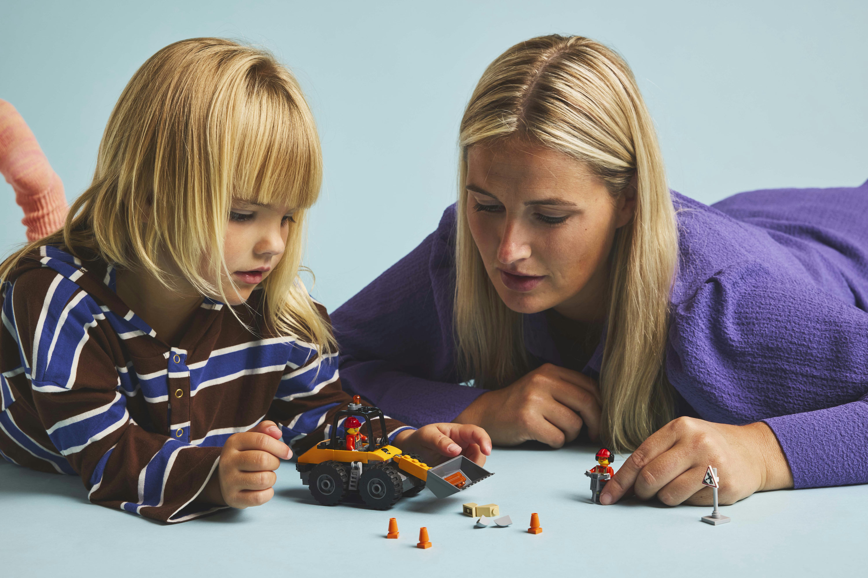 LEGO City 60450 Pala Gommata Gialla, Escavatore Giocattolo da Costruire, Veicolo da Cantiere, Giochi Educativi per Bambini 4+
