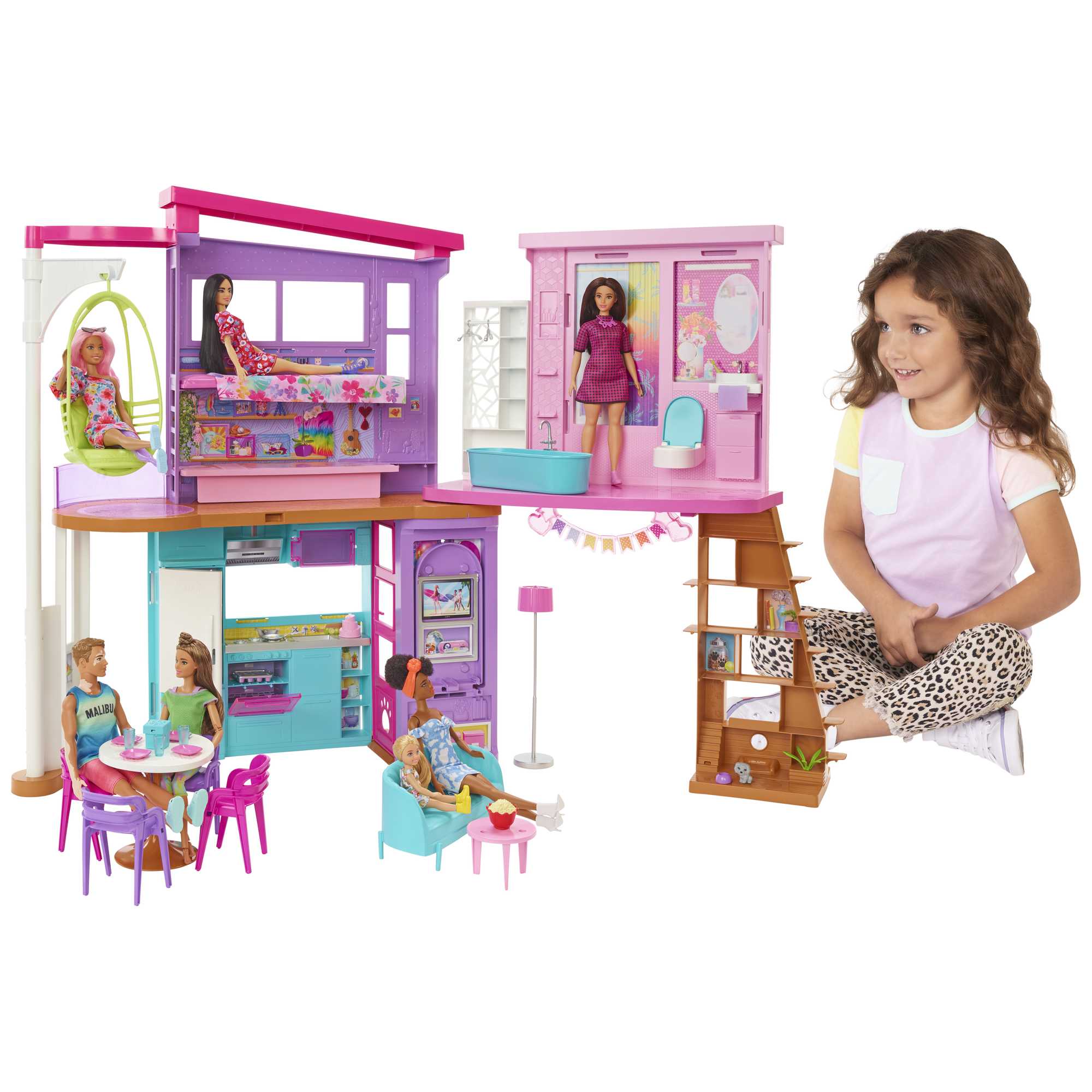 Barbie Casa di Malibu (106 cm) playset casa delle bambole con 2 piani, 6 stanze, ascensore altalena e più di 30 pezzi, Giocattolo per Bambini 3+ Anni