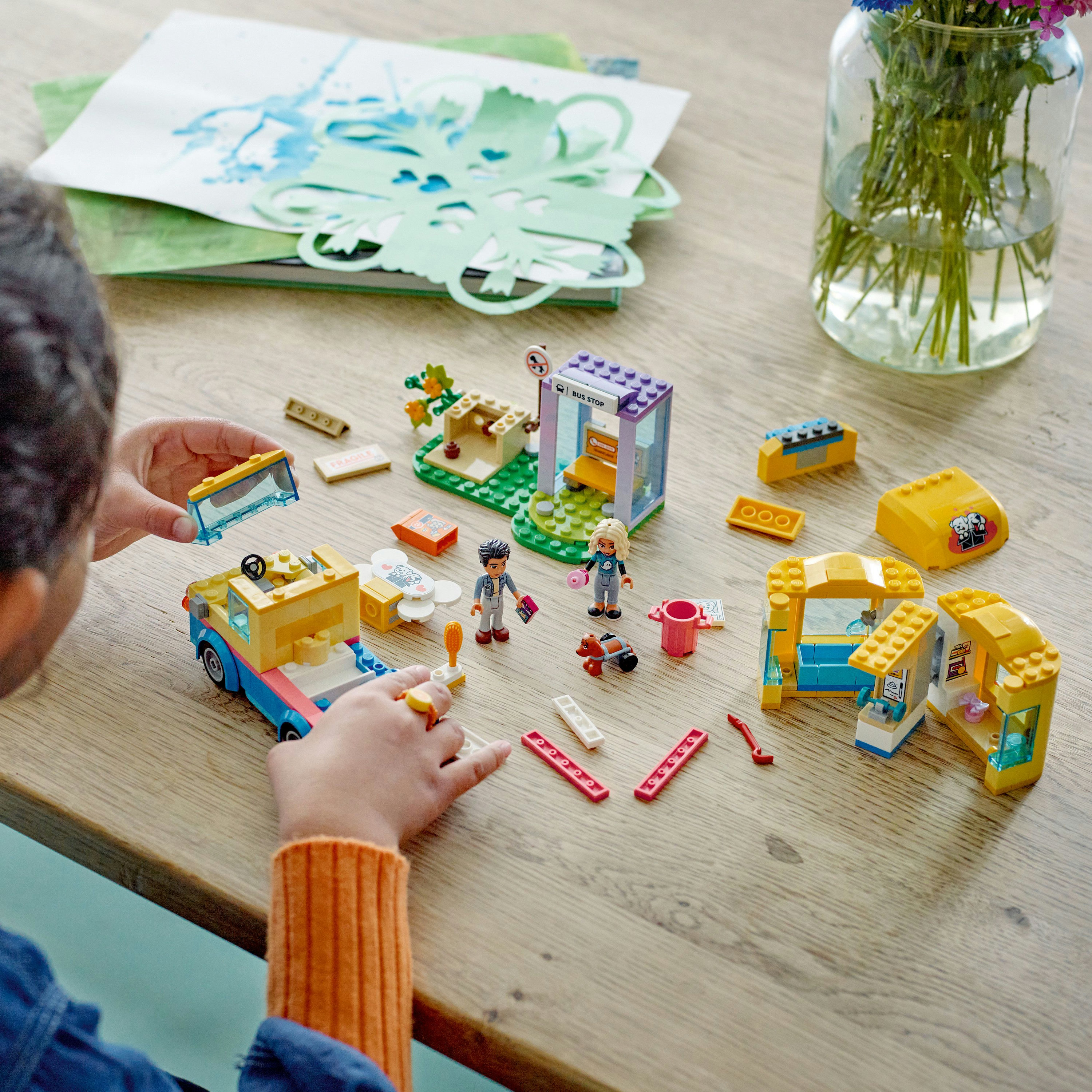 LEGO Friends Furgone di soccorso dei cani