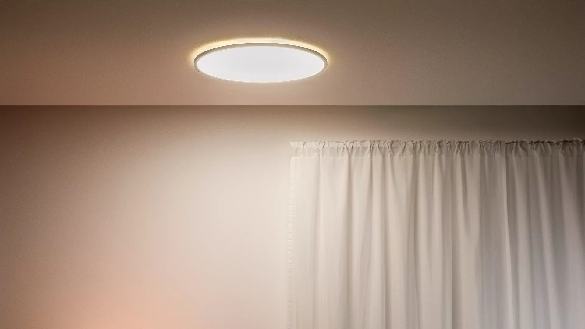 WiZ Plafoniera Smart Super Slim Dimmerabile Luce Bianca da Calda a Fredda