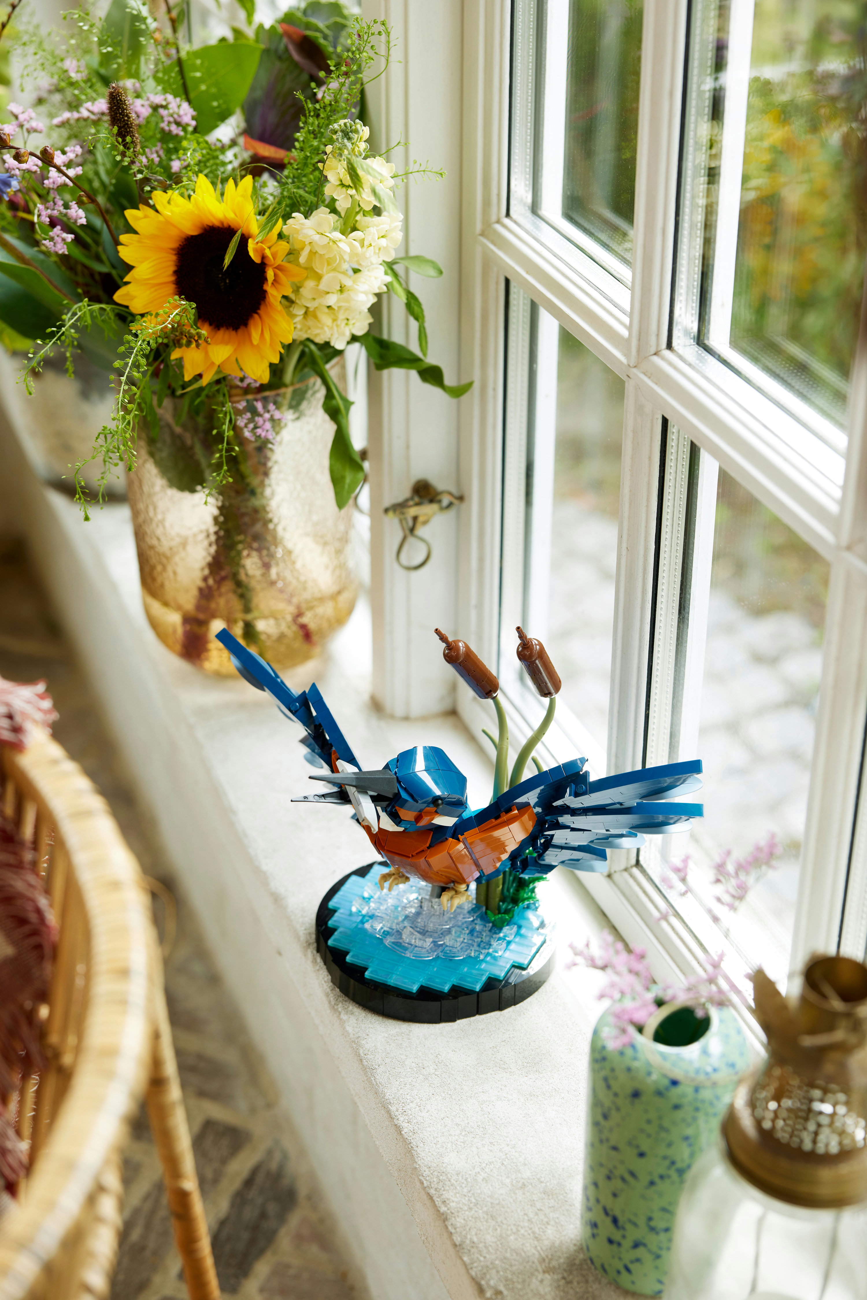 LEGO ICONS Martin pescatore