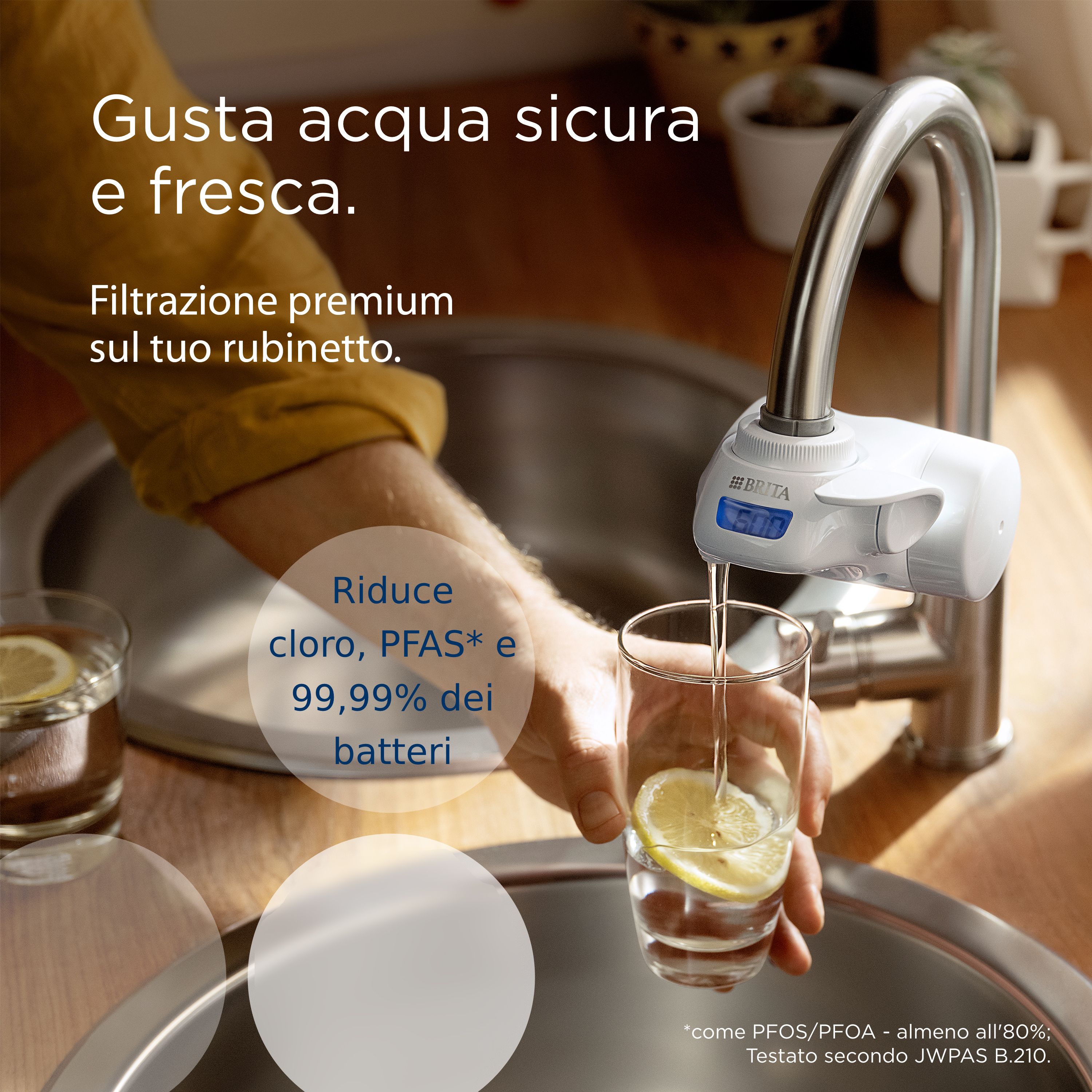 Brita Filtro acqua rubinetto ON TAP V-MF (600L) - Riduce cloro, PFAS, 99,99% di batteri, microparticelle e metalli - per acqua buona e sicura da bere