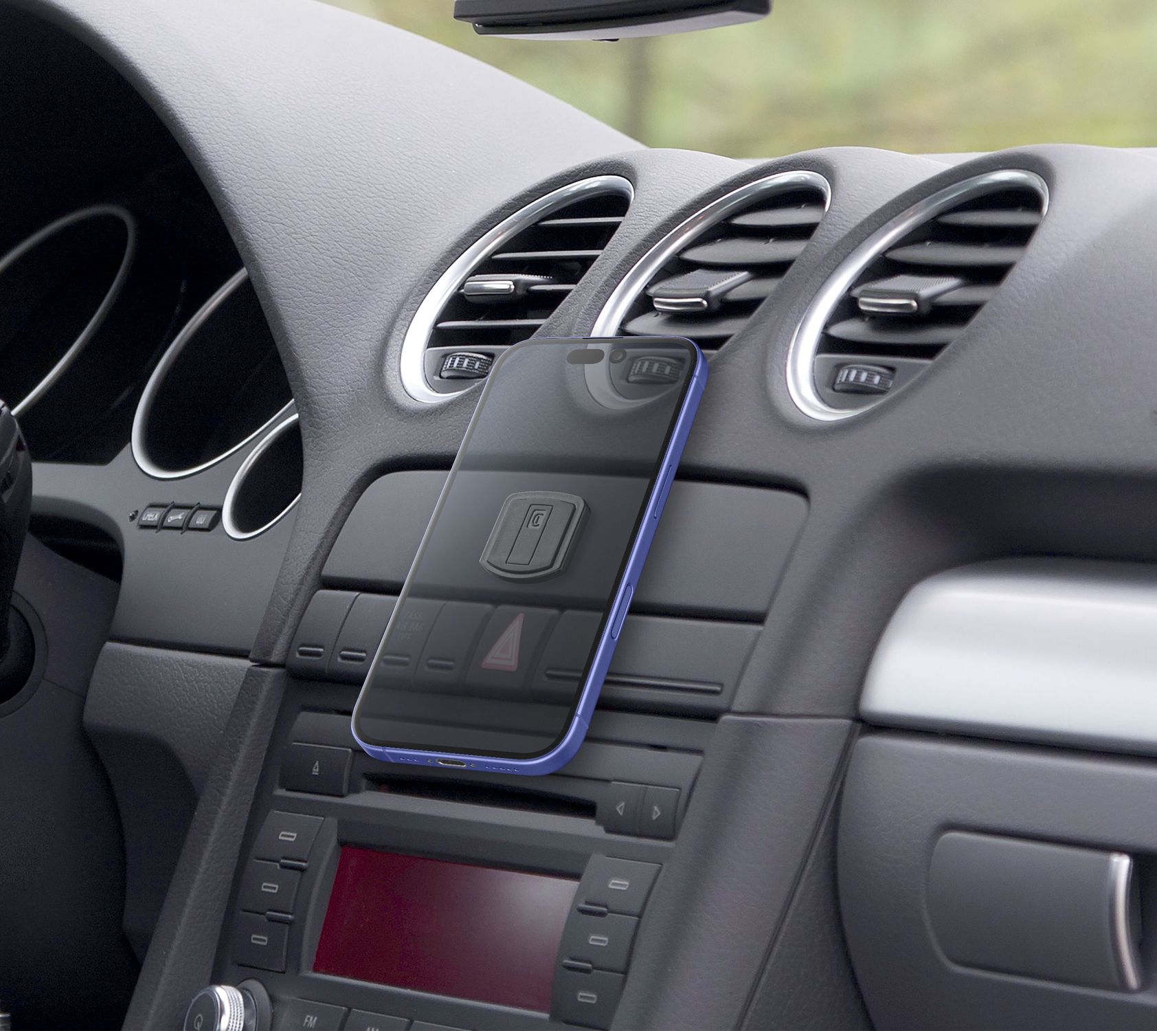 Cellularline Touch Fix - Universal Supporto smartphone da auto magnetico con fissaggio adesivo
