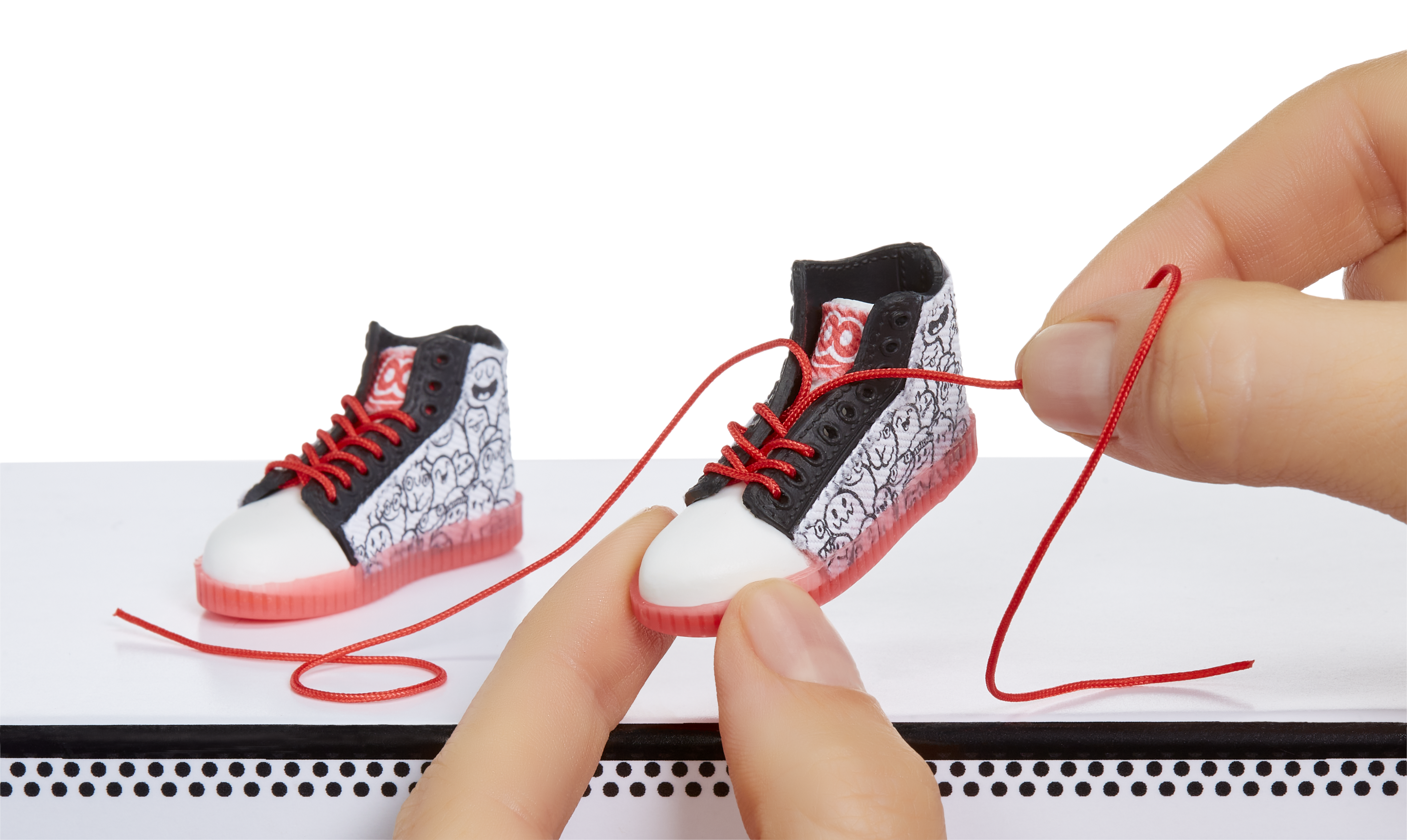 Miniverse Make It Mini Sneakers in PDQ