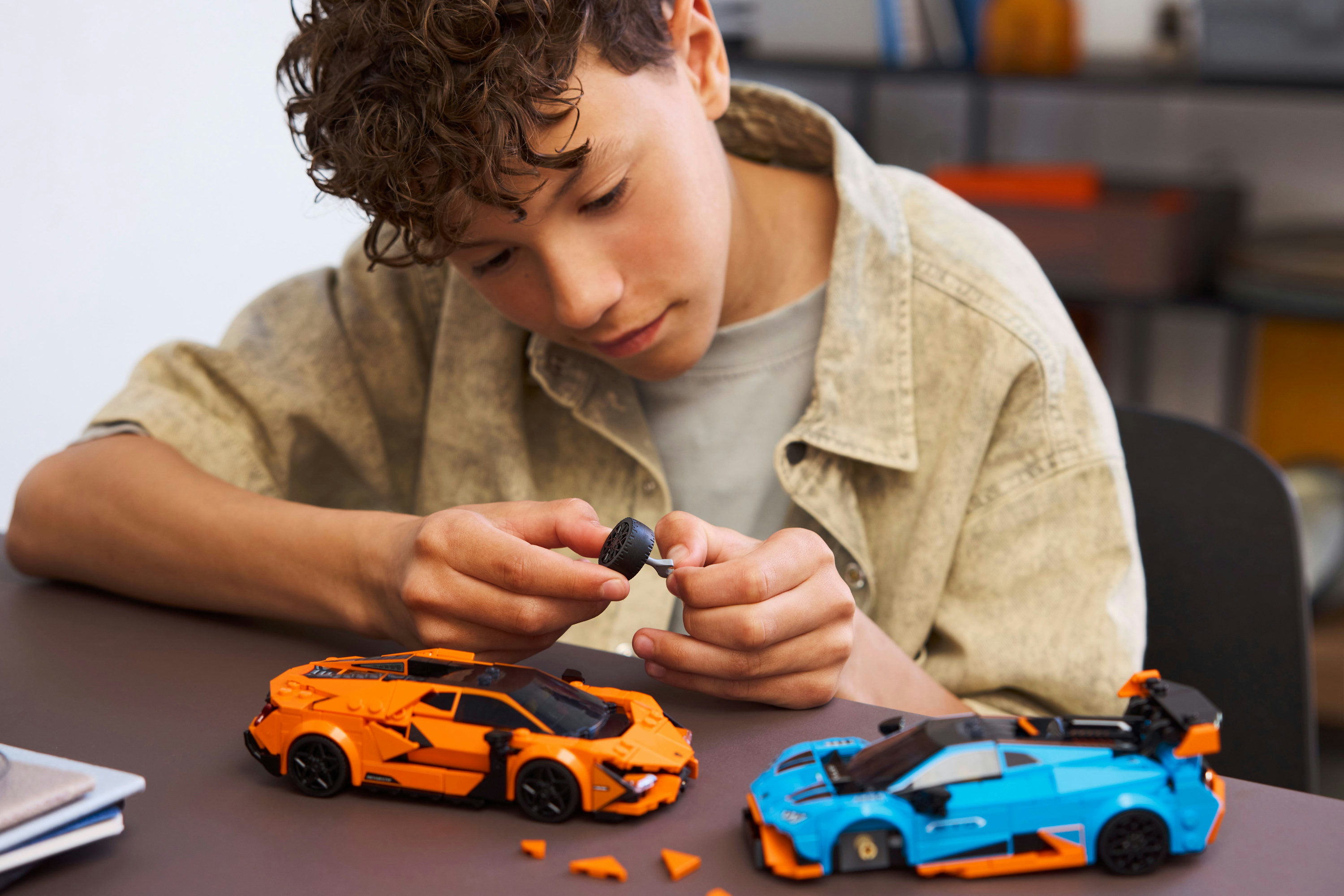 LEGO Speed Champions Lamborghini Revuelto e Hurac&aacute;n STO