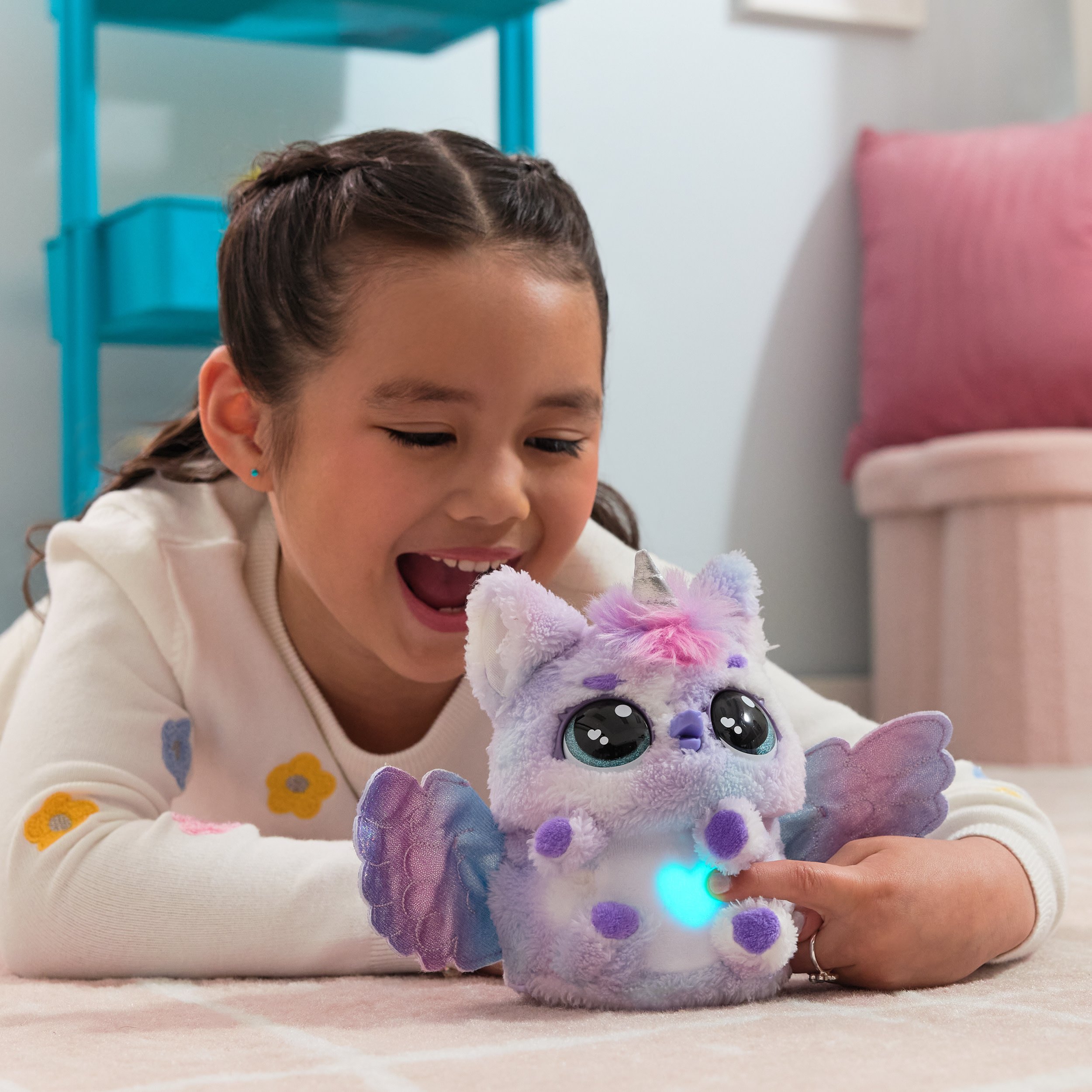 Hatchimals Alive, Uovo Mystery Hatch Pufficorn, Peluche Interattivo a Sorpresa con Effetti Speciali, Nebbia, Luci, 100 Reazioni e Suoni, Giocattoli per Bambini e Bambine, 5+ Anni - Modelli Variabili