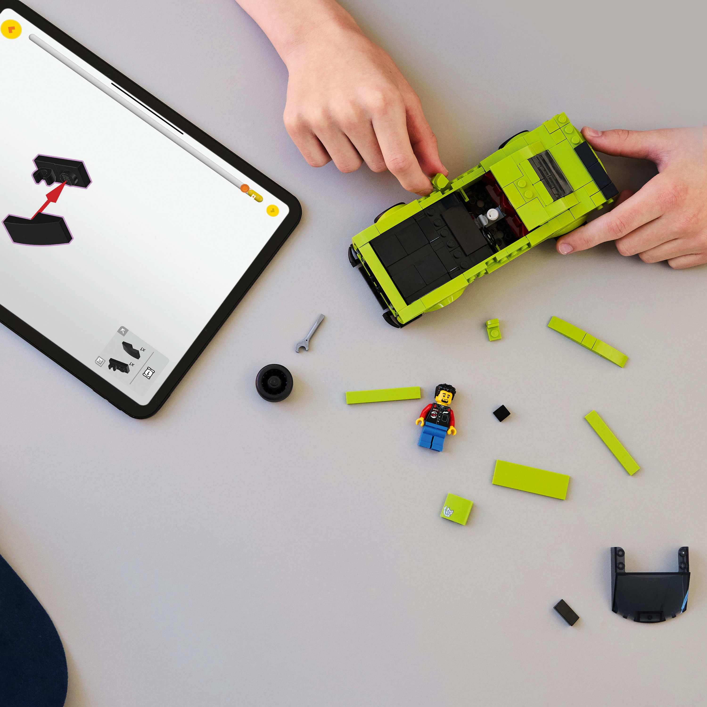 LEGO Speed Champions Sports Car Dodge Challenger SRT Hellcat