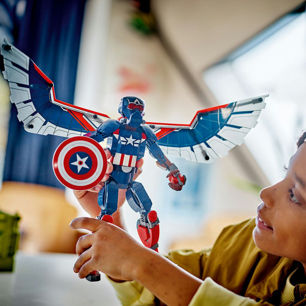 LEGO Nuovo personaggio costruibile di Captain America