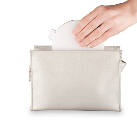 Macom Doppio specchio da borsetta luce led 7x e naturale per trucco Bianco