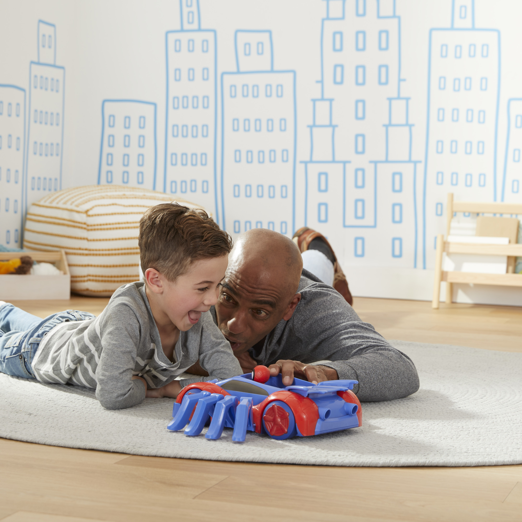 Marvel Spidey e i Suoi Fantastici Amici - Ultimate Web-Crawler, include veicolo spara colpi e un personaggio da 10 cm, per bambini dai 3 anni in su