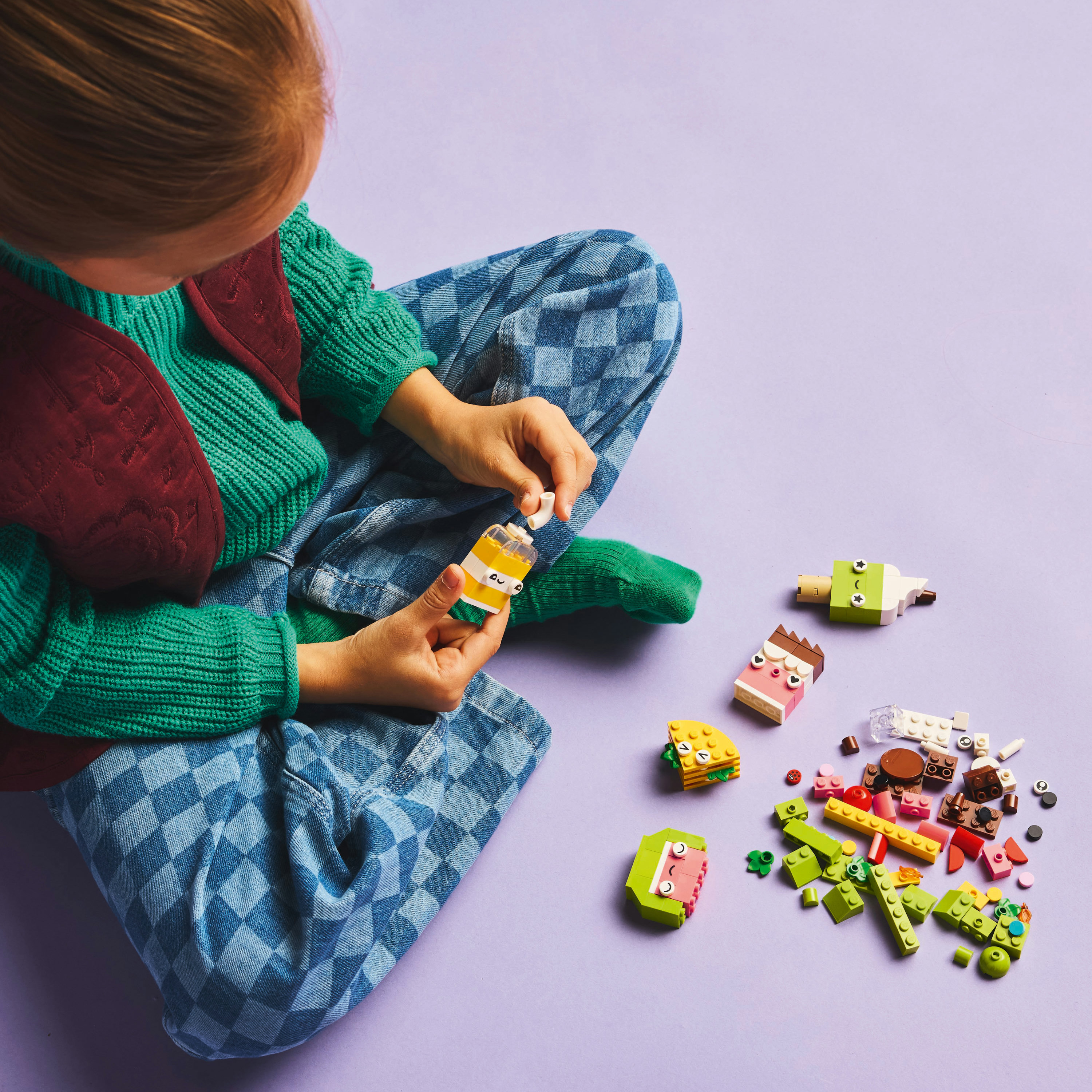LEGO Classic 11039 Alimenti Creativi, Set di Giochi di Fantasia per Bambini 4+ con Cibo Giocattolo da Costruire, Idea Regalo
