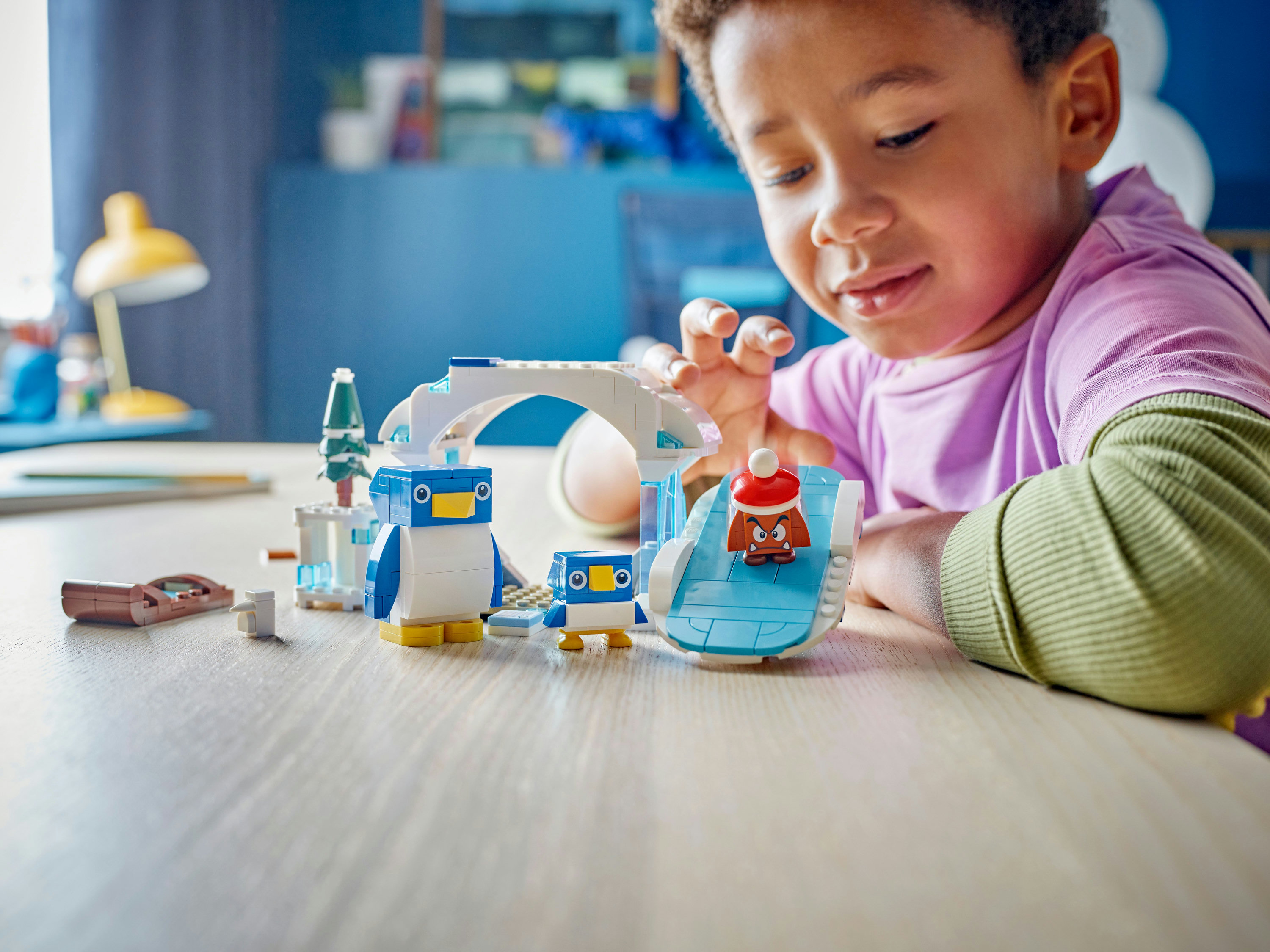 LEGO Super Mario Pack di espansione La settimana bianca della famiglia Pinguotto