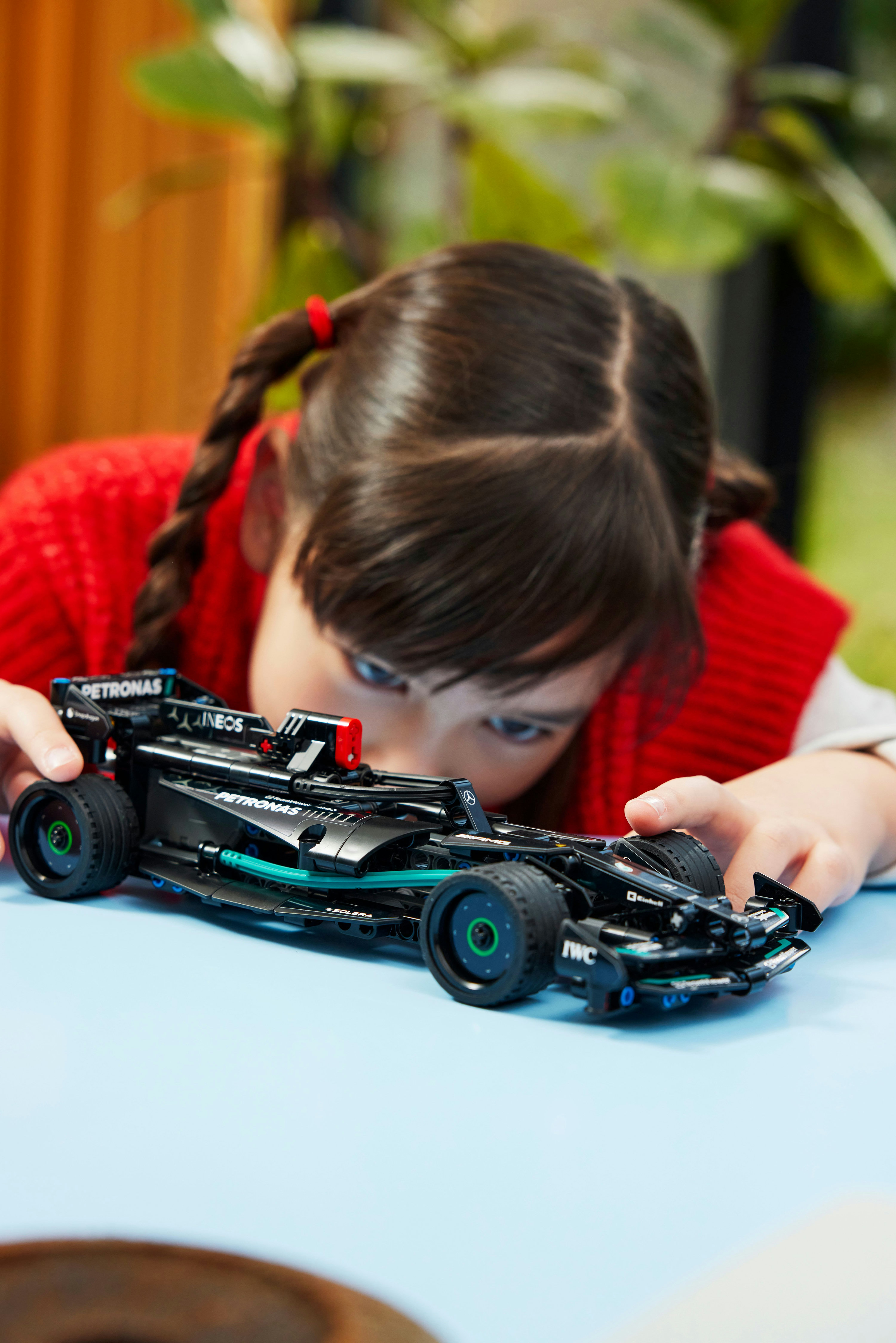 LEGO Technic Mercedes-AMG F1 W14 E Performance Pull-Back