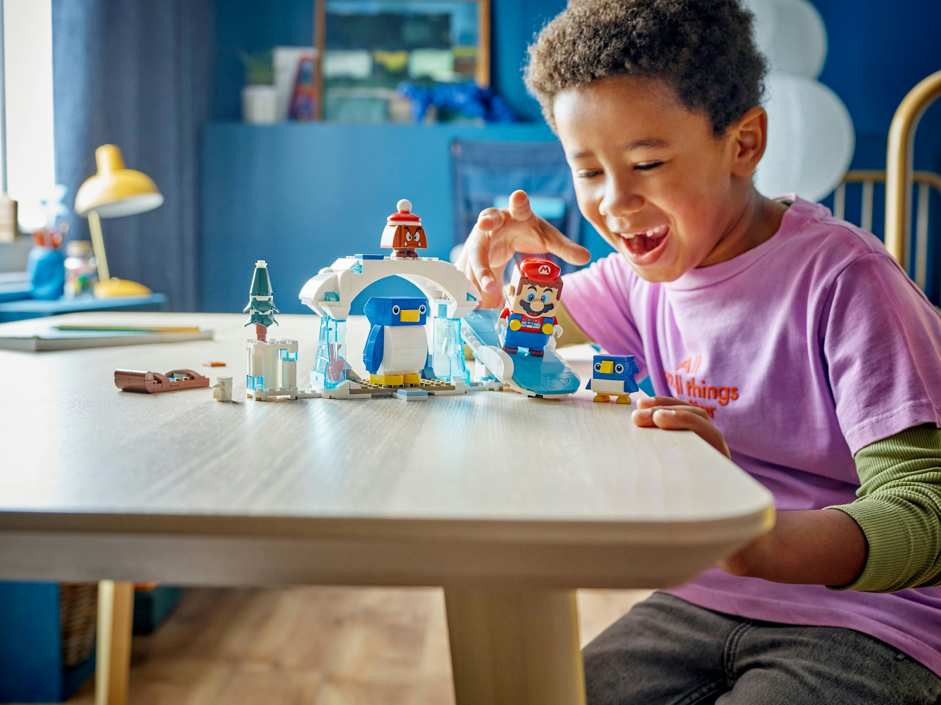 LEGO Super Mario Pack di espansione La settimana bianca della famiglia Pinguotto