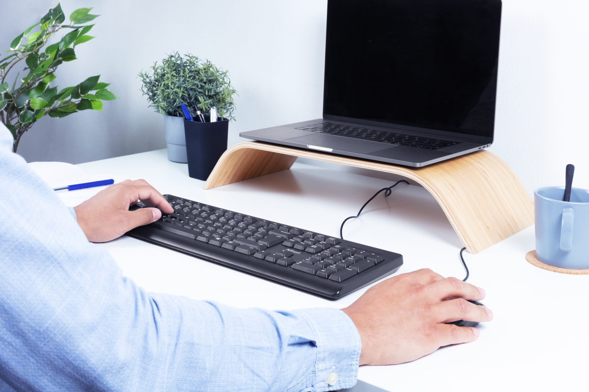 Trust Primo tastiera Universale USB AZERTY Belga Nero